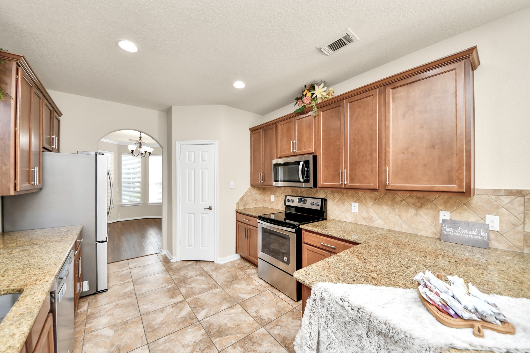 8627 Sweet Pasture Drive Property Photo 16