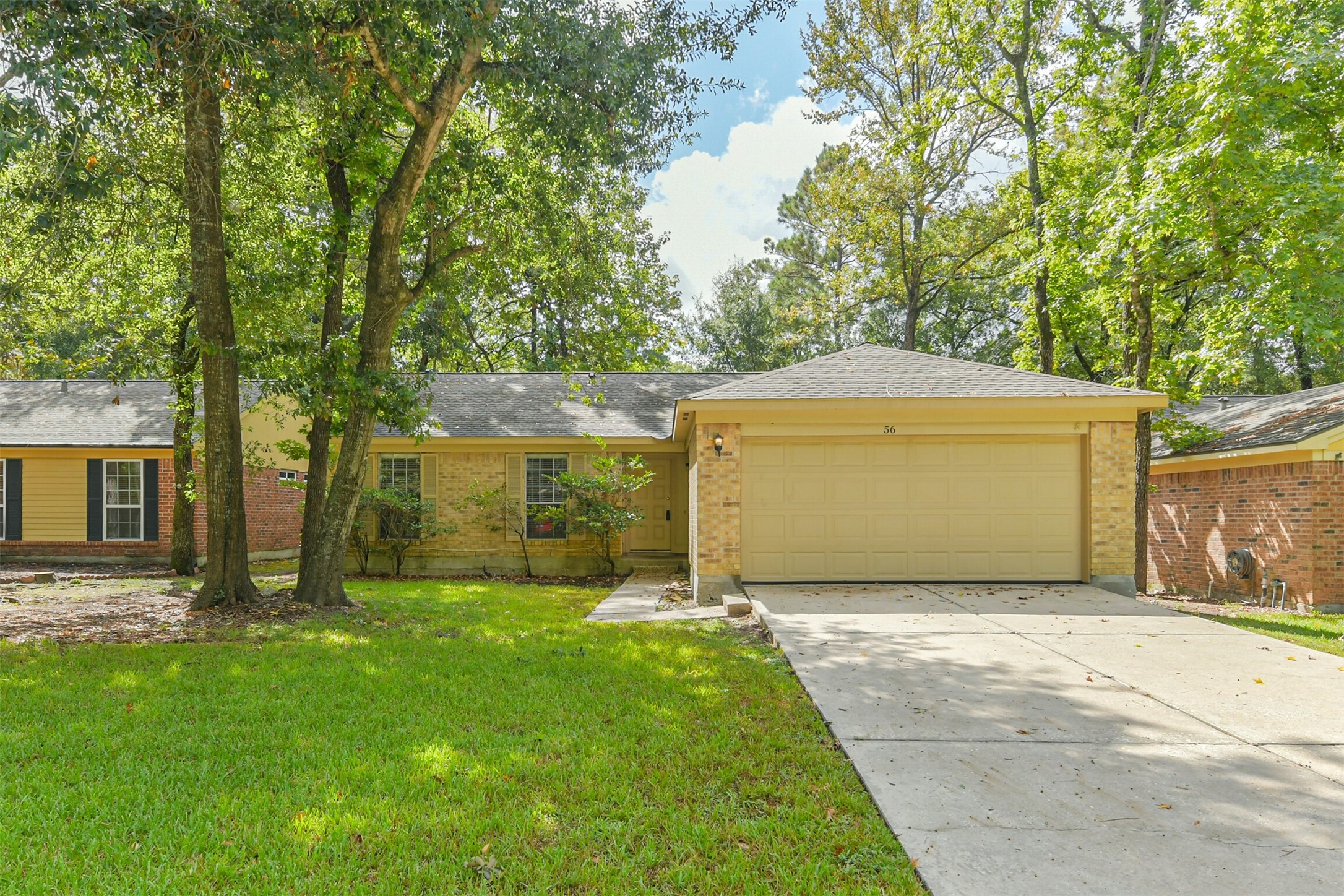 56 Fallshire Drive Property Photo 2