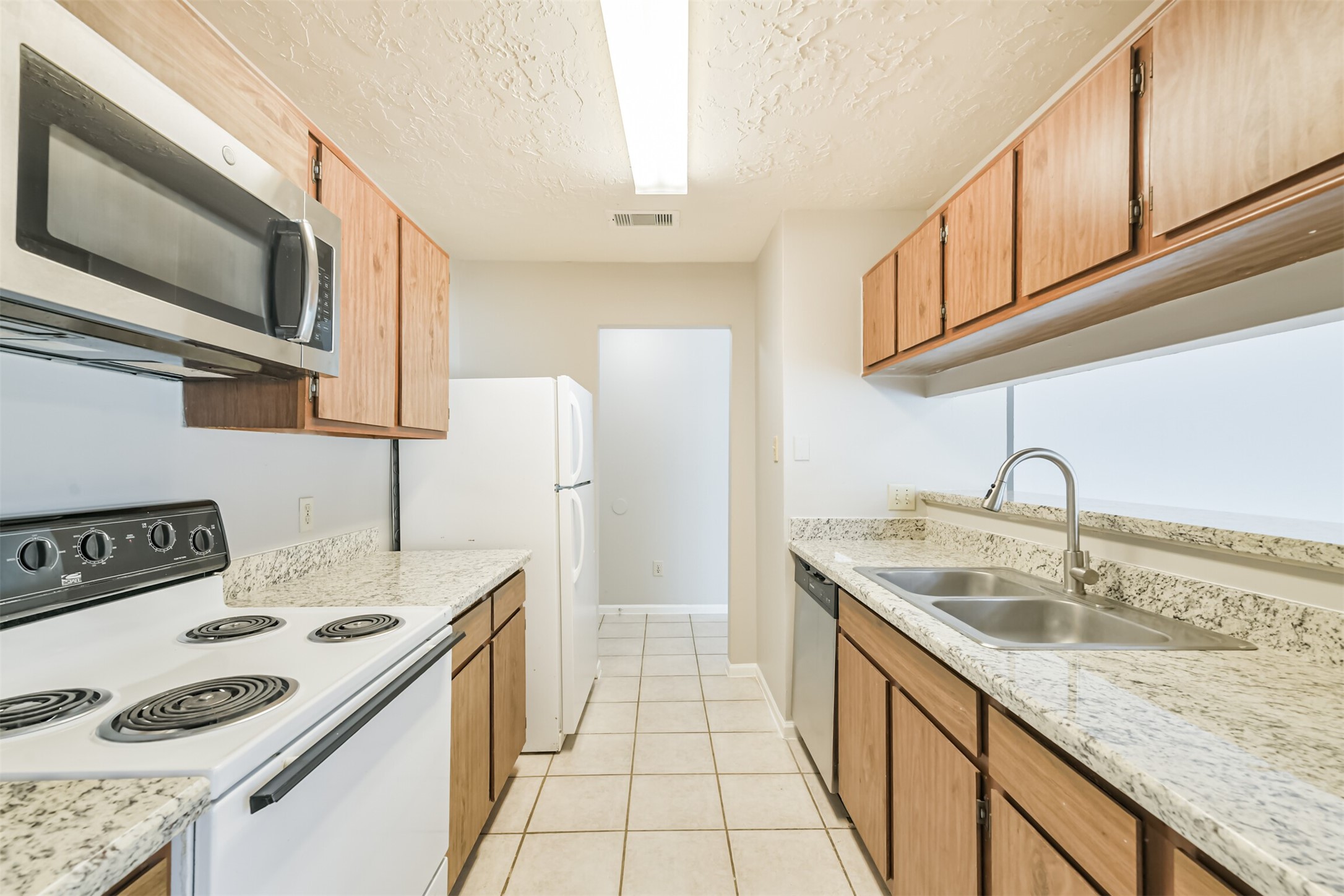 56 Fallshire Drive Property Photo 9
