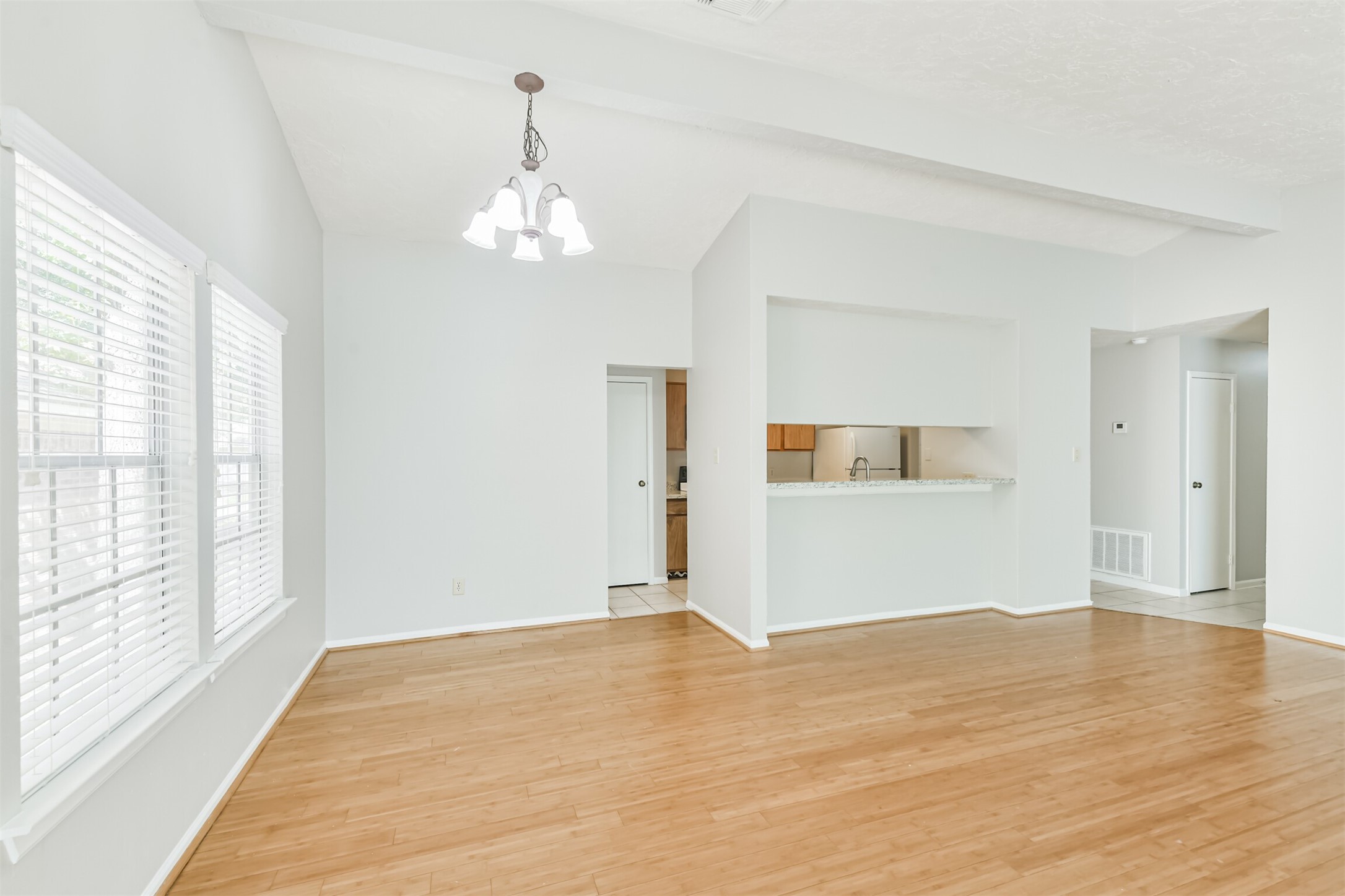 56 Fallshire Drive Property Photo 14