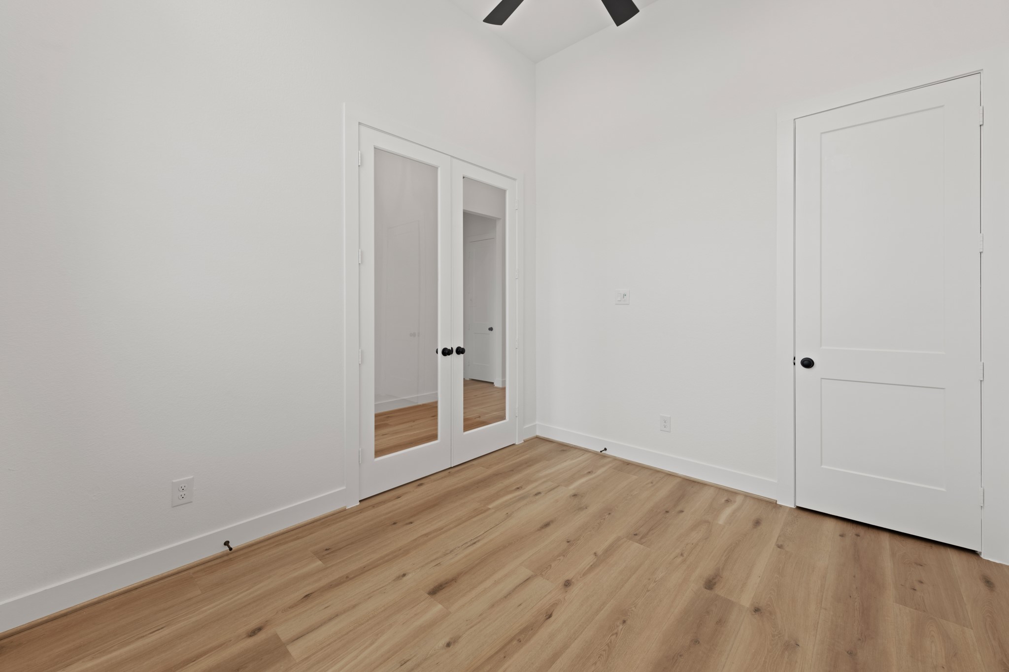 511 Blue River Trail Property Photo 16
