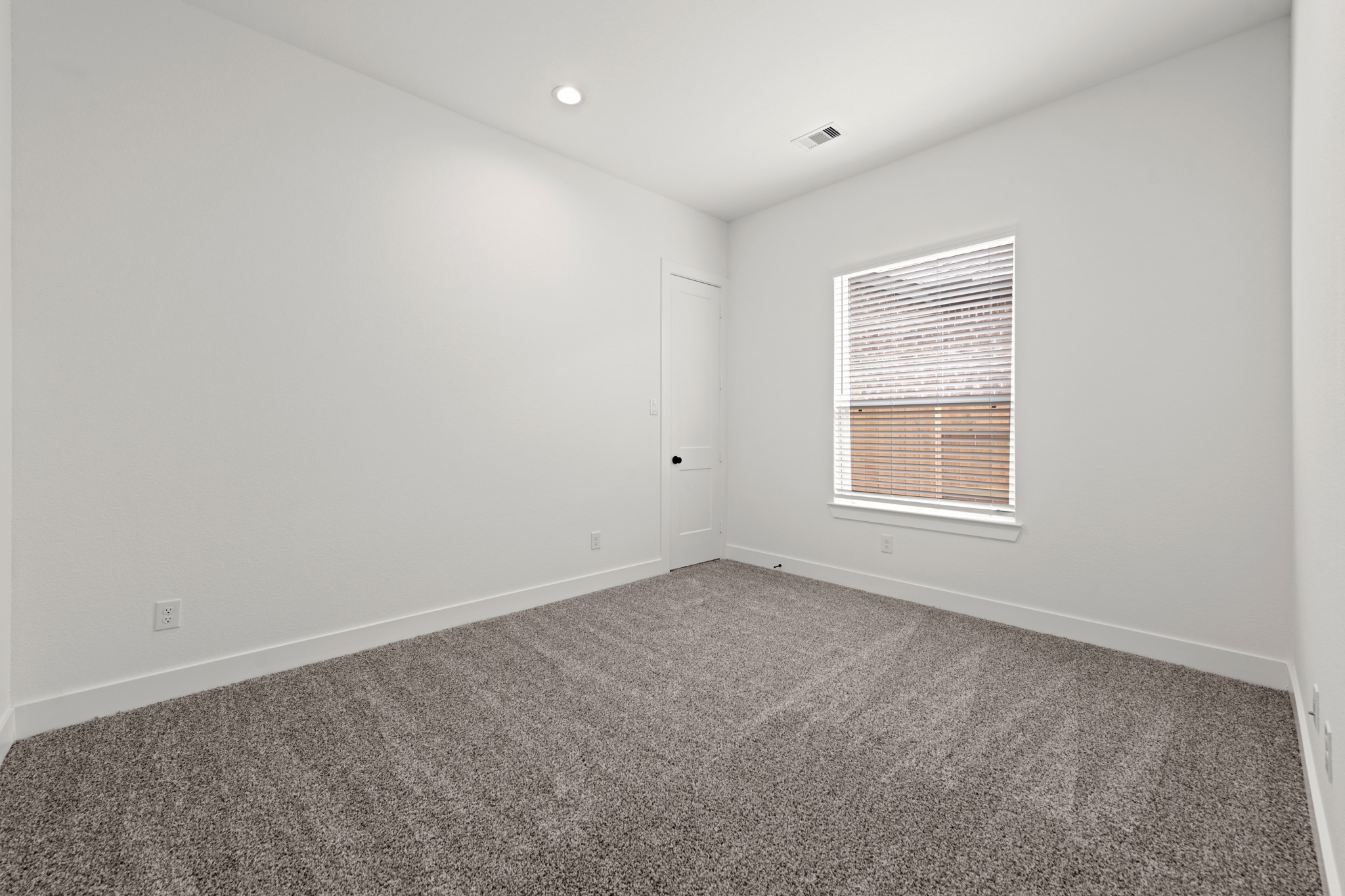 511 Blue River Trail Property Photo 23