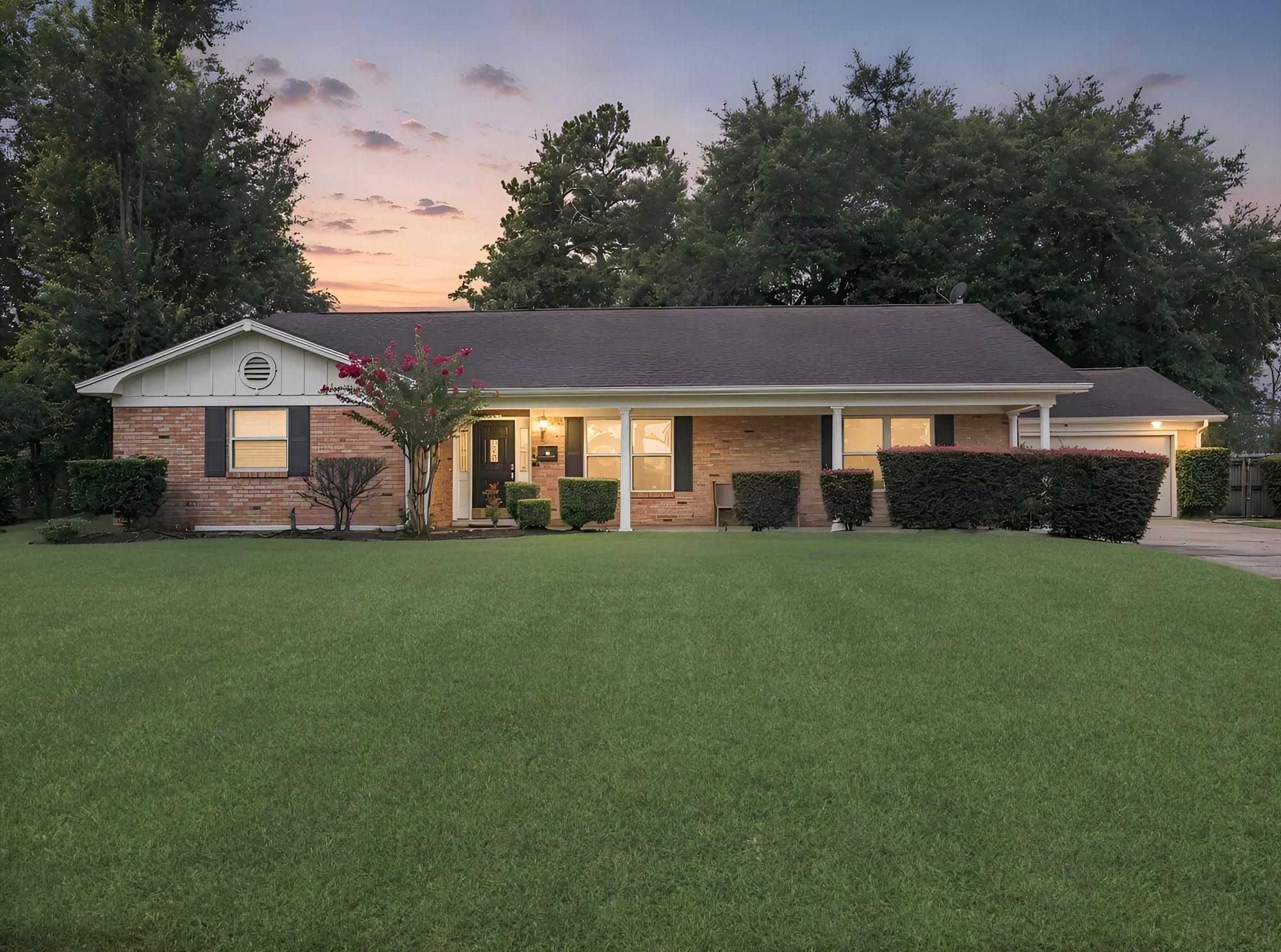 1255 Sandwood Lane, Beaumont Tx 77706 Property Photo 1