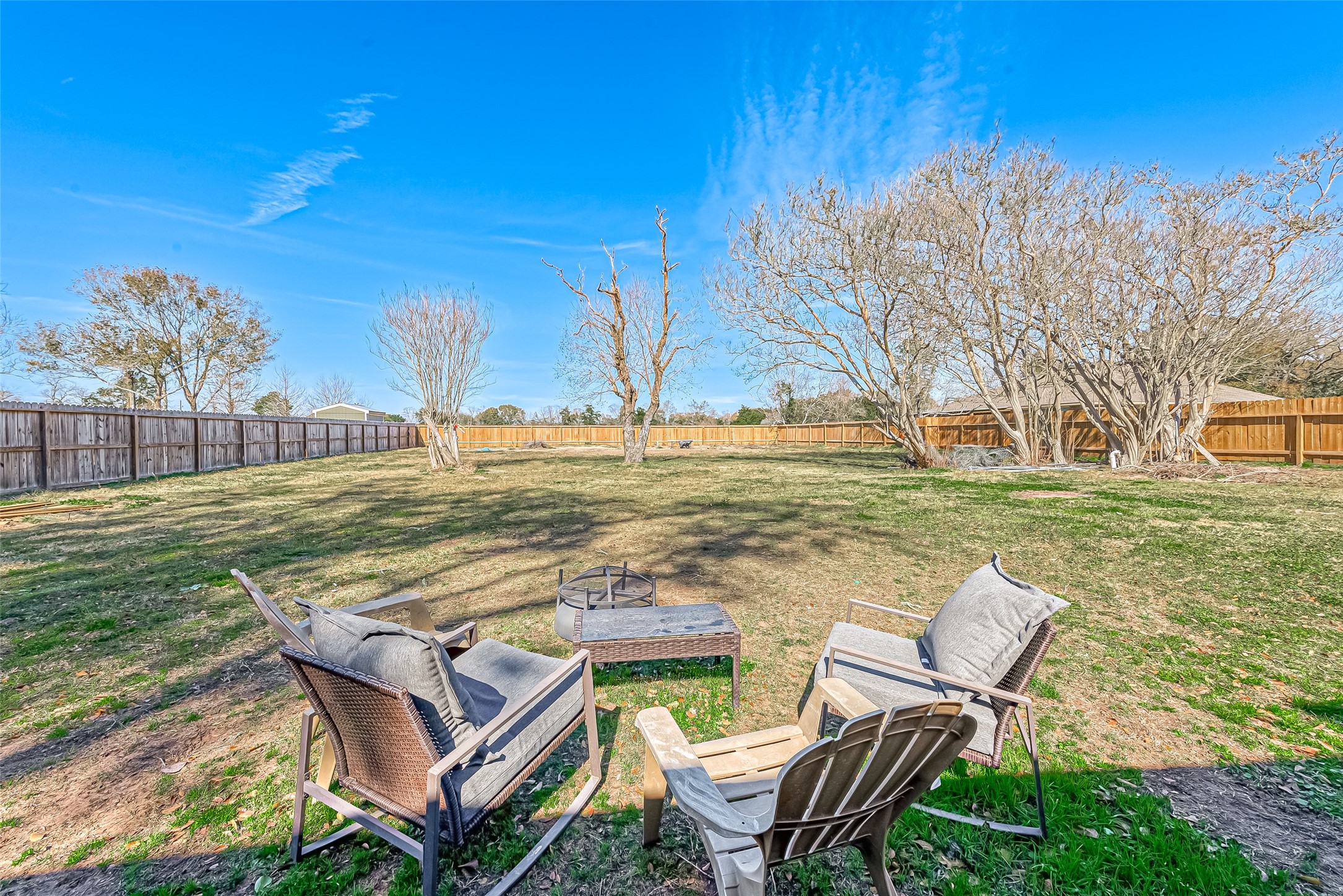 226 Highway 90 E Property Photo 1
