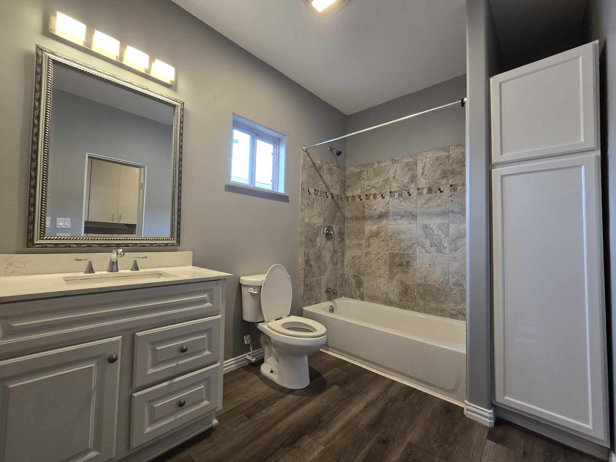 3125 Illinois Street Property Photo 12