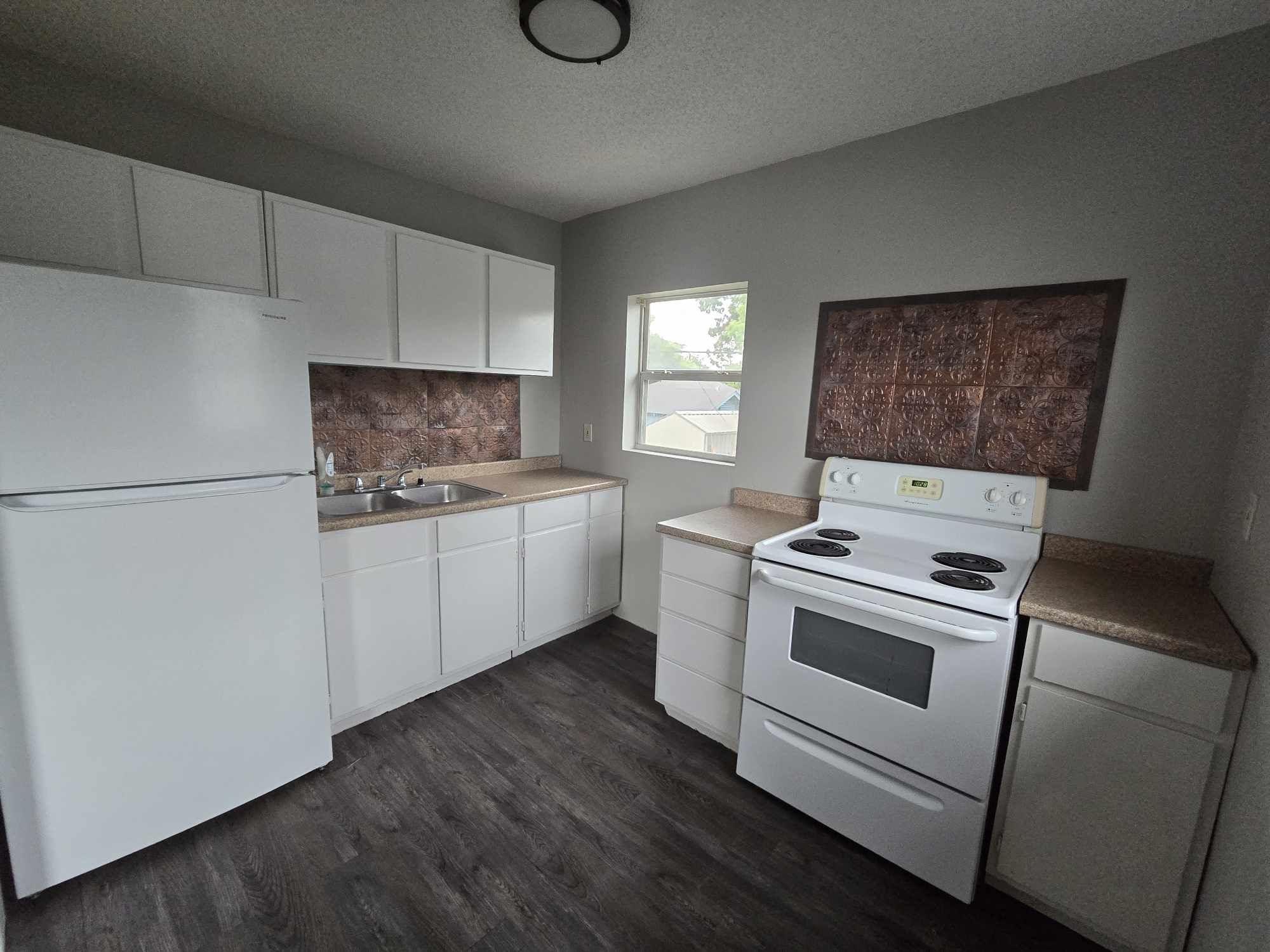 3125 Illinois Street Property Photo 26