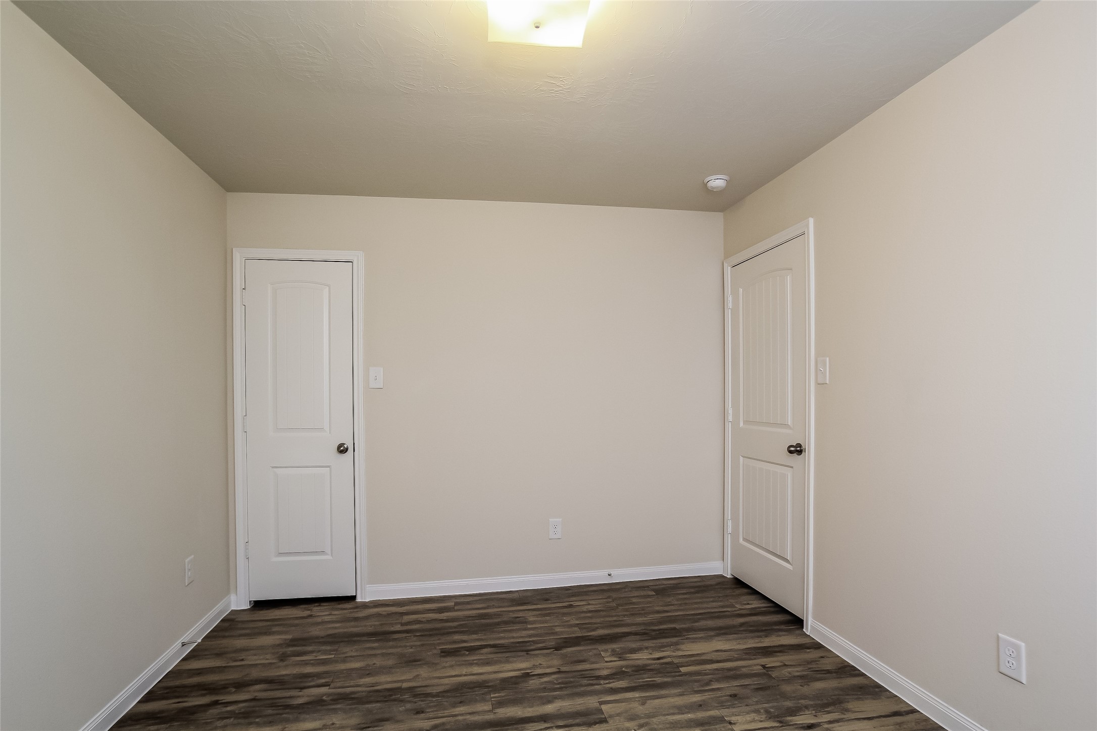 9910 Piave Drive Property Photo 15
