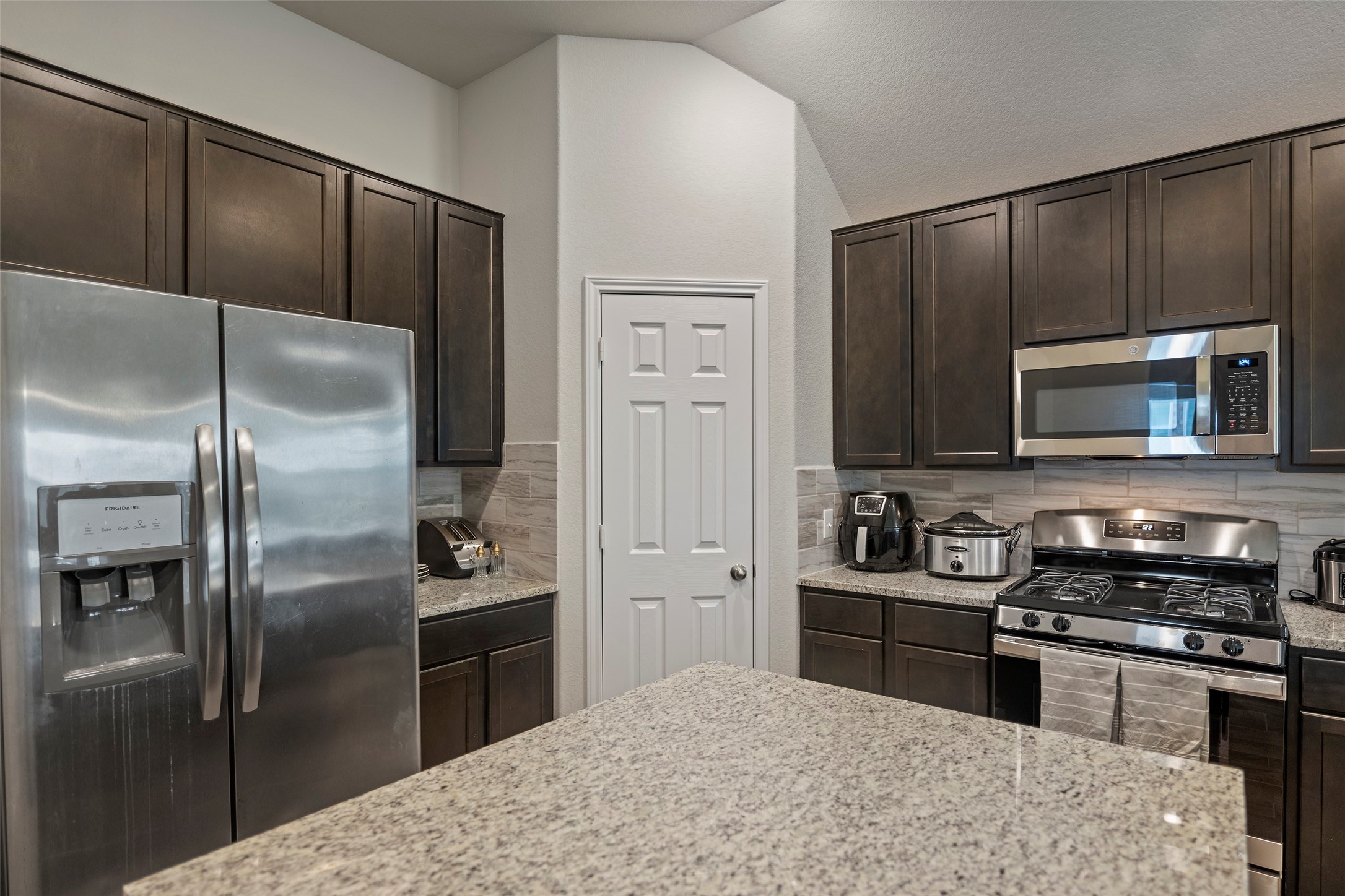 11714 Glossy Oak Lane Property Photo 5