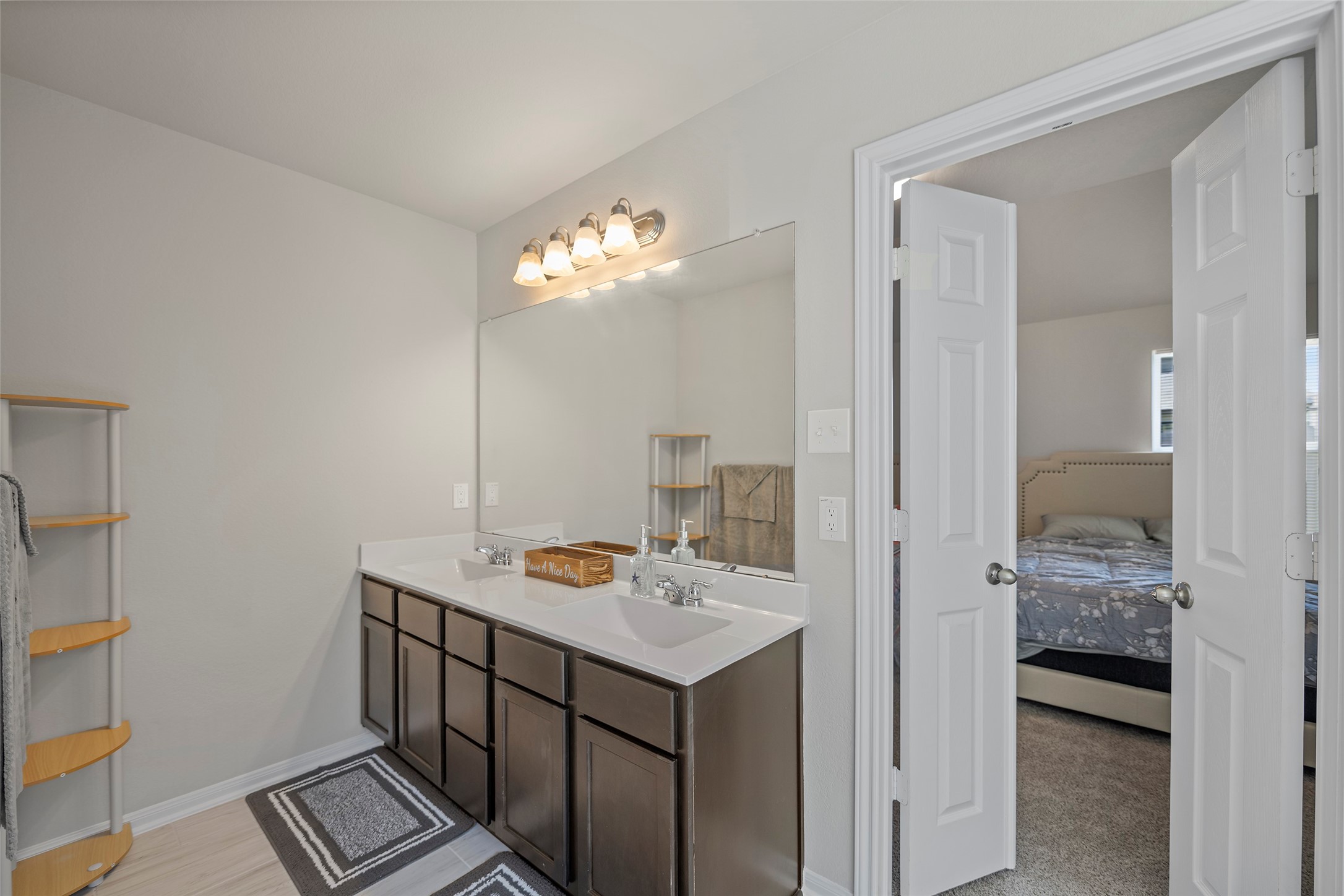 11714 Glossy Oak Lane Property Photo 17