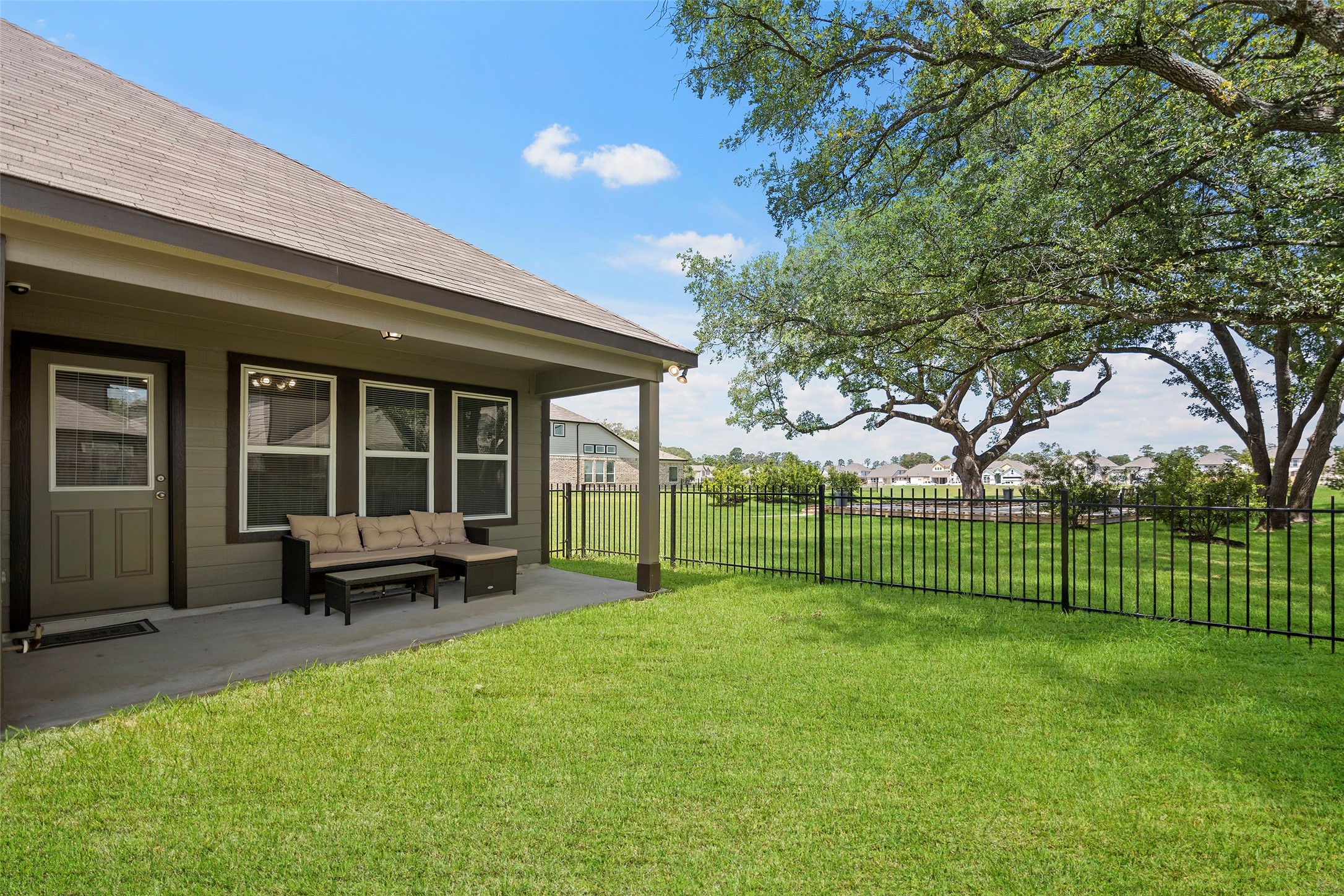 11714 Glossy Oak Lane Property Photo 22