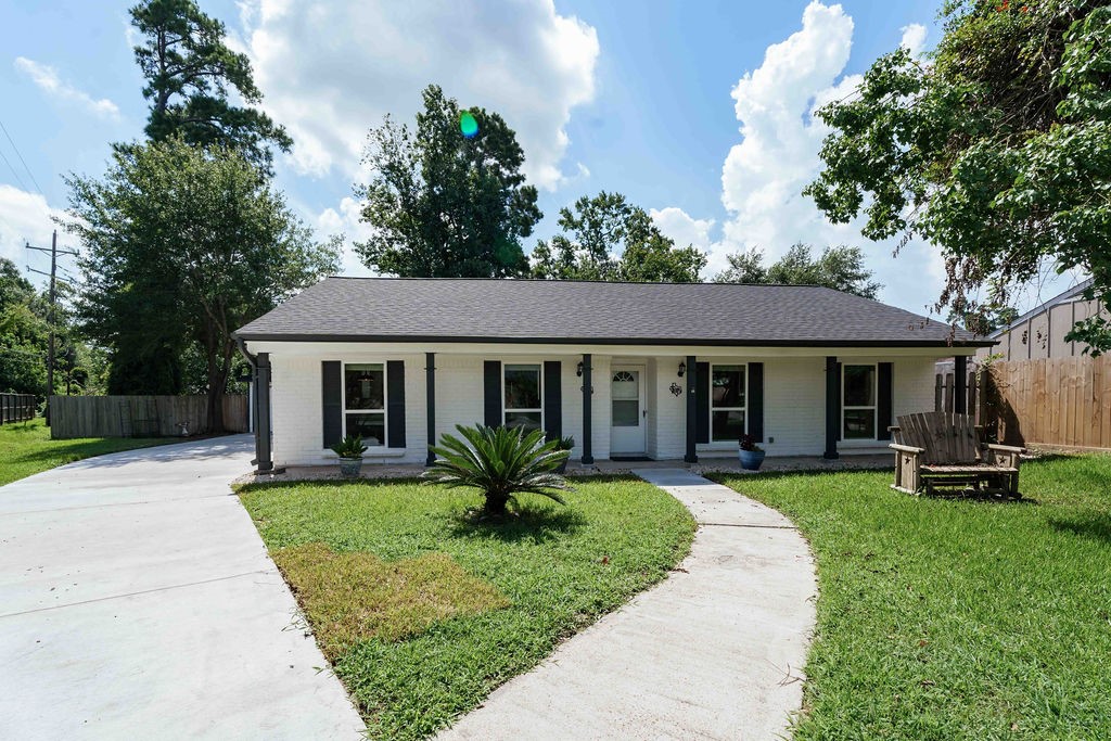 28926 Twisted Oak Drive Property Photo 1