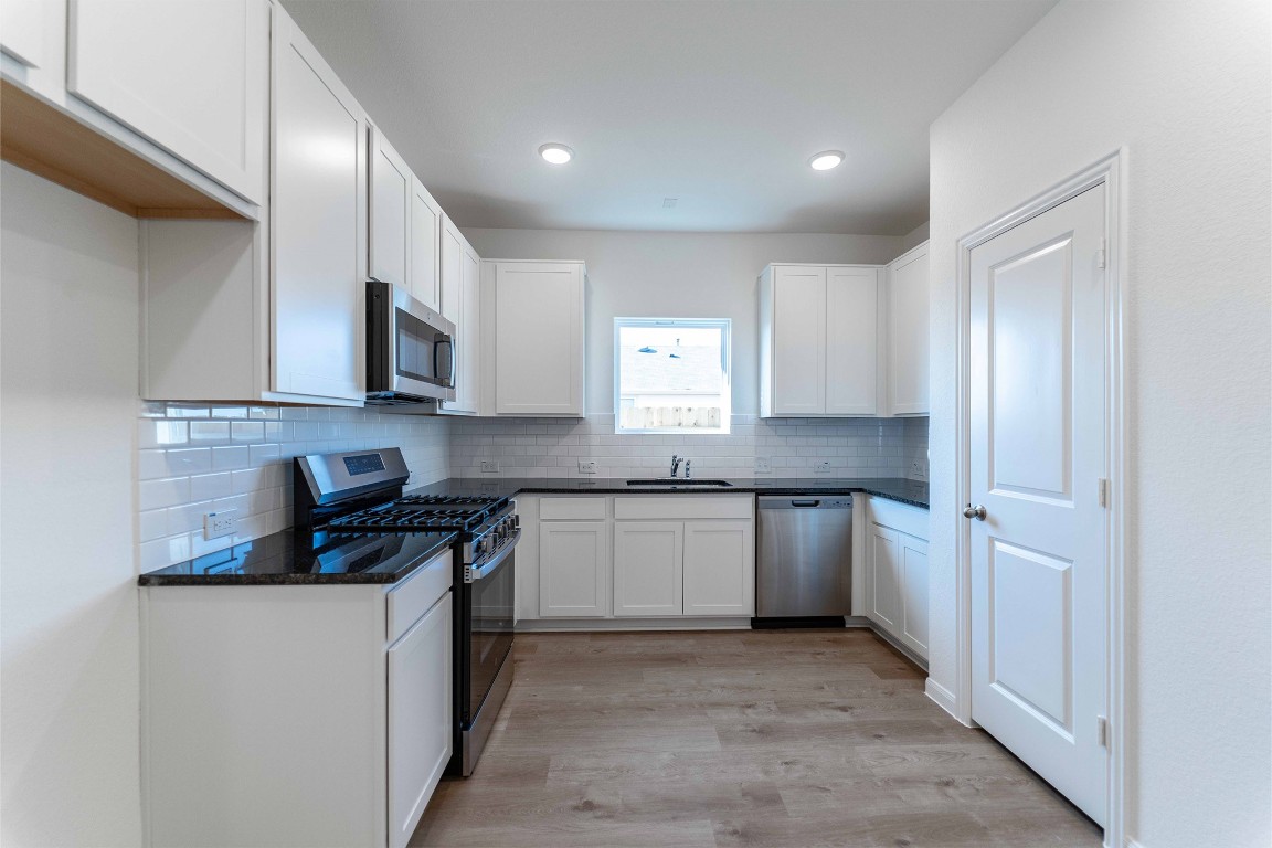 4632 Mesquite Trail Blush Property Photo 5