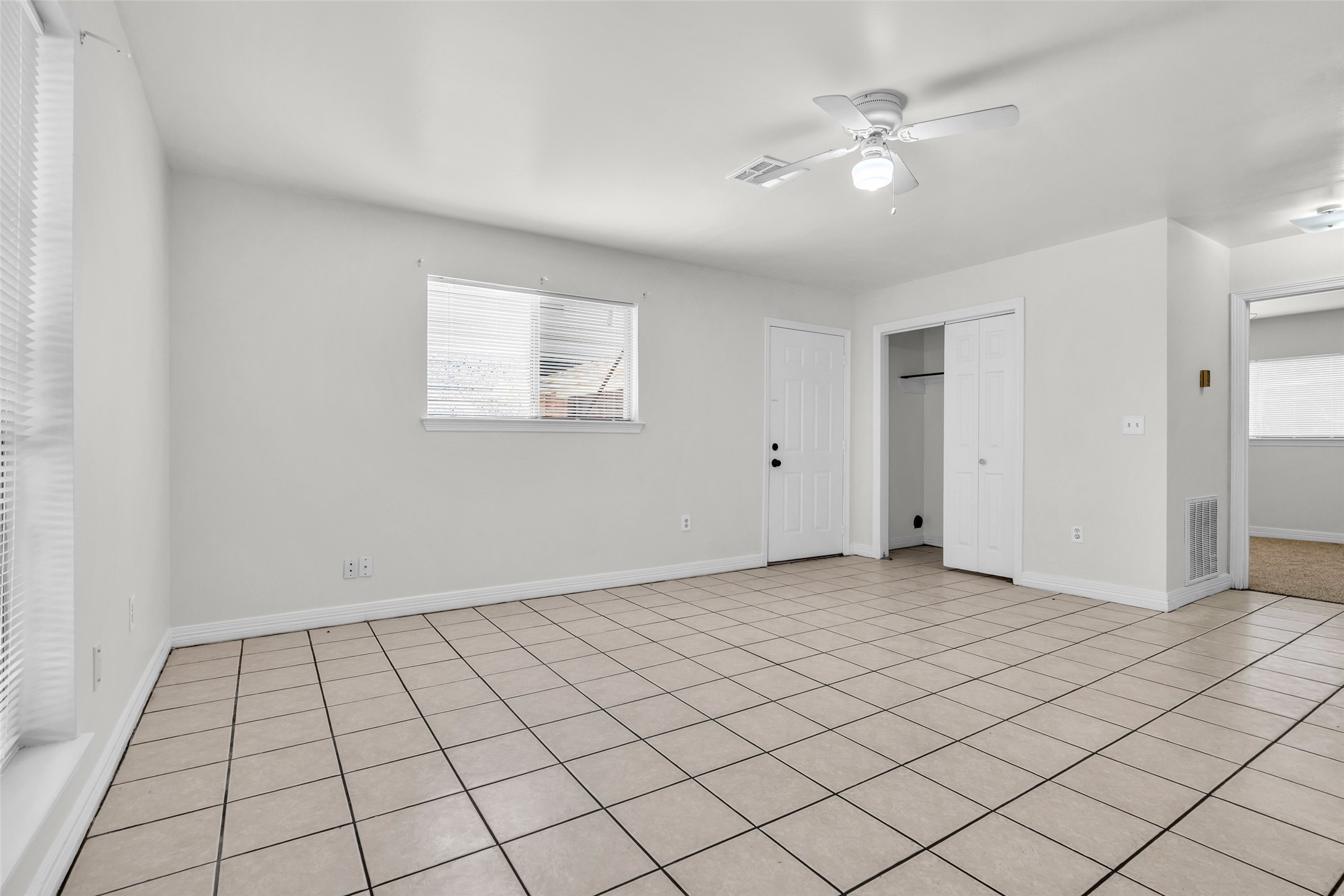 809 Brooks Street Property Photo 5