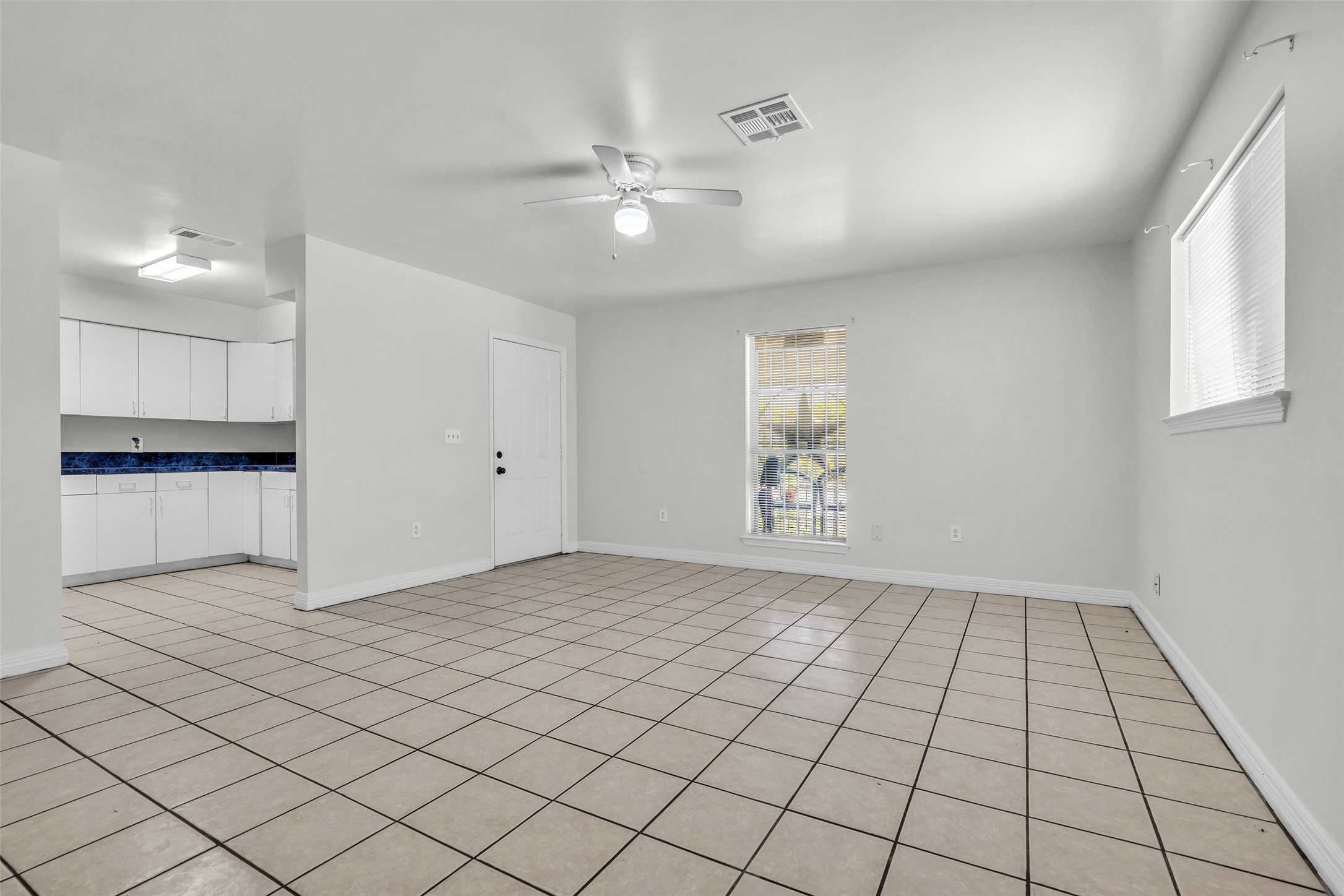 809 Brooks Street Property Photo 10