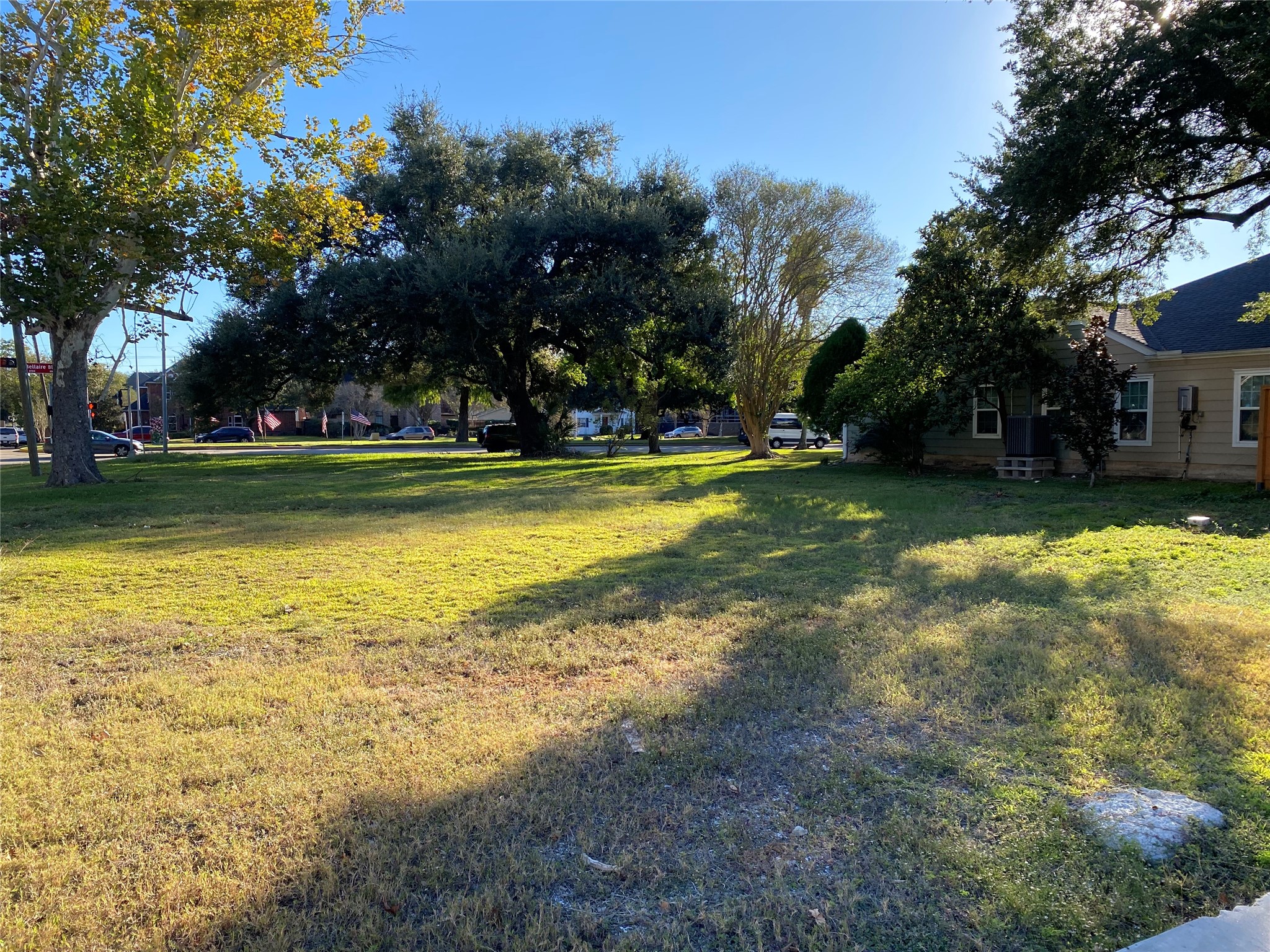 4800 Bellaire Boulevard Property Photo 3