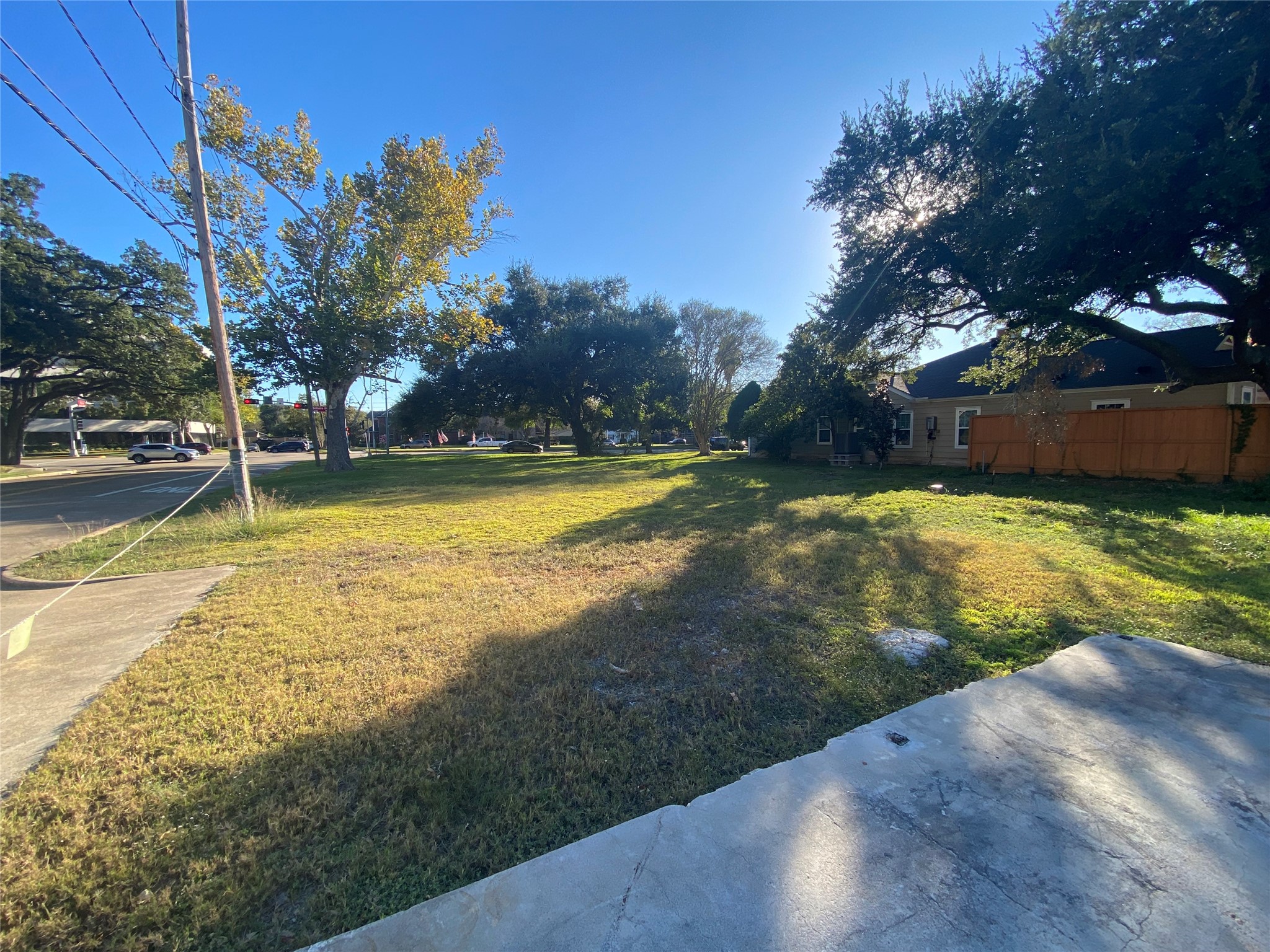 4800 Bellaire Boulevard Property Photo 4