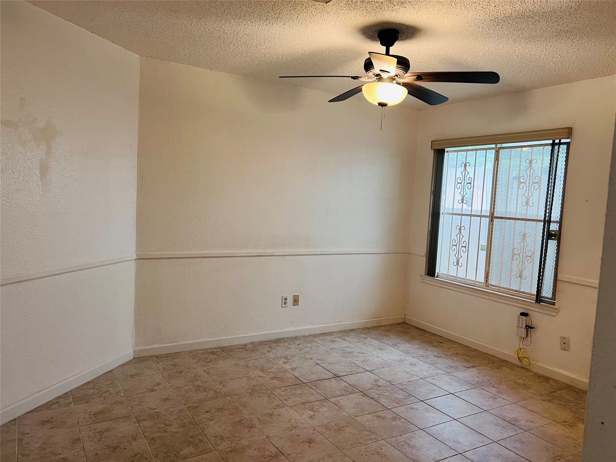 6314 Modesto Drive Property Photo 10
