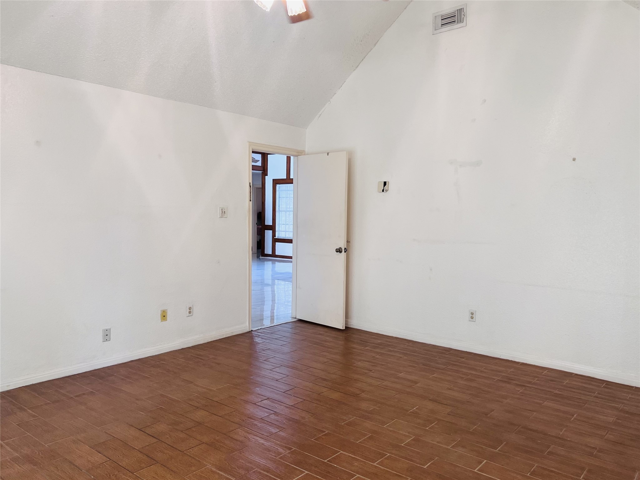 6314 Modesto Drive Property Photo 12