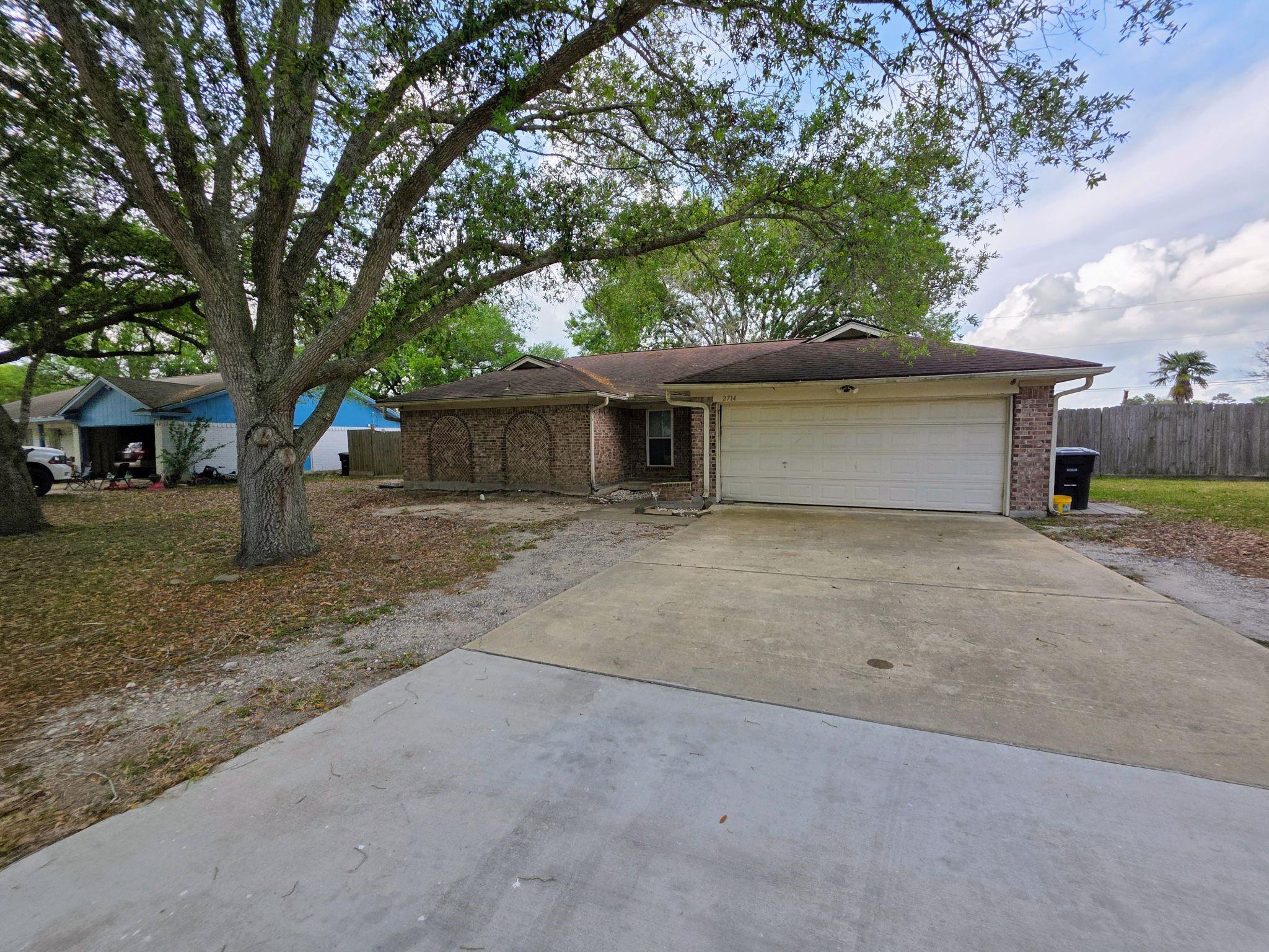 2714 Westfield Street, Alvin Tx 77511 Property Photo 1