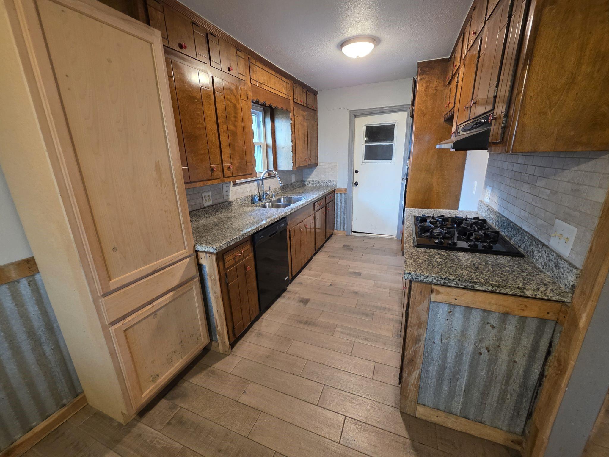2714 Westfield Street, Alvin Tx 77511 Property Photo 9