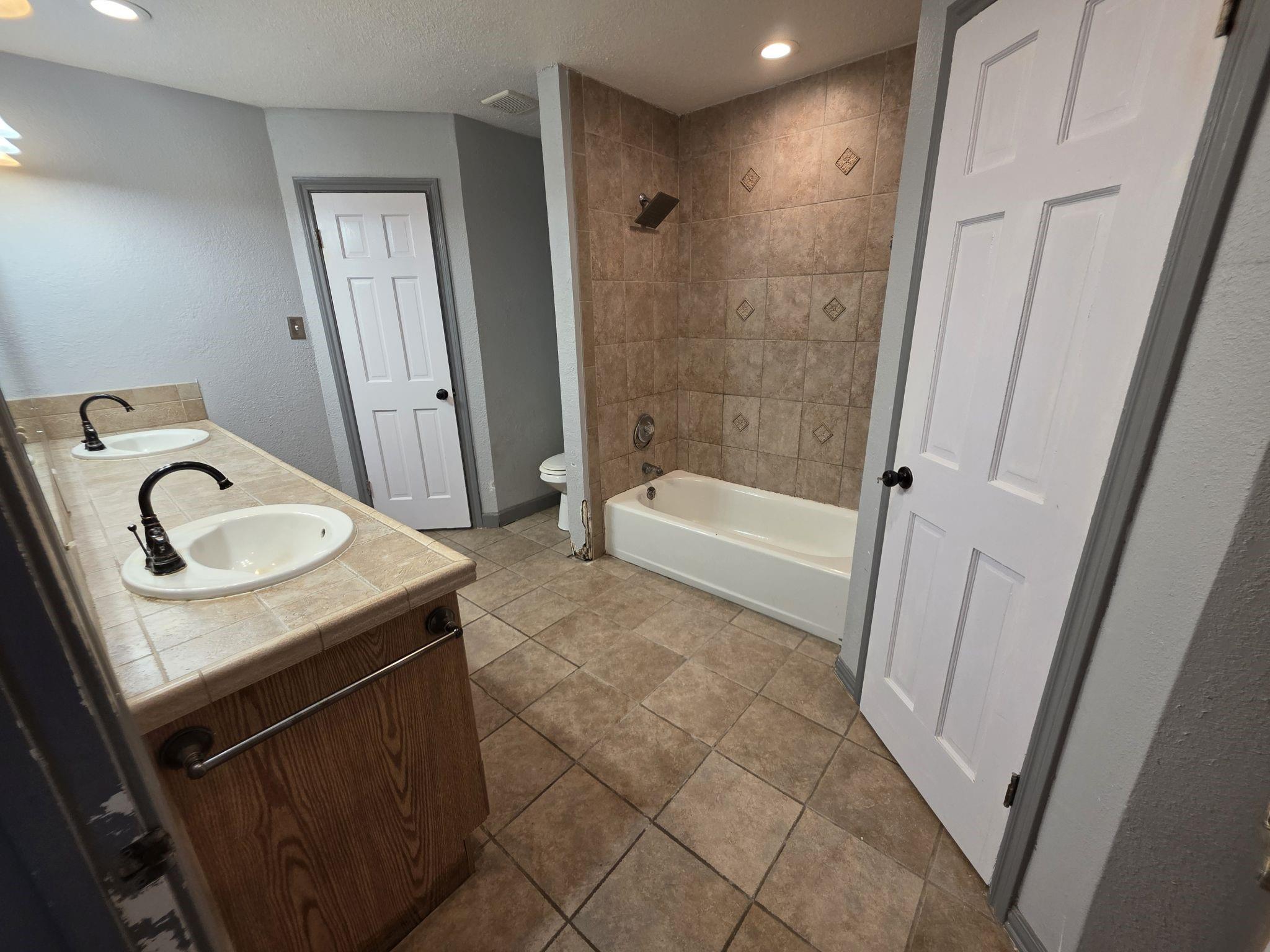 2714 Westfield Street, Alvin Tx 77511 Property Photo 14