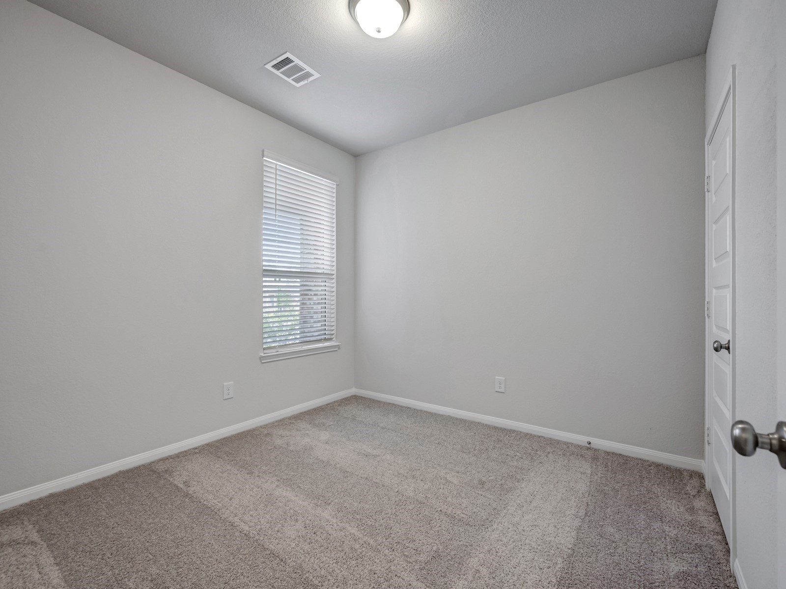 391 Sunrise Ranch Drive Property Photo 13