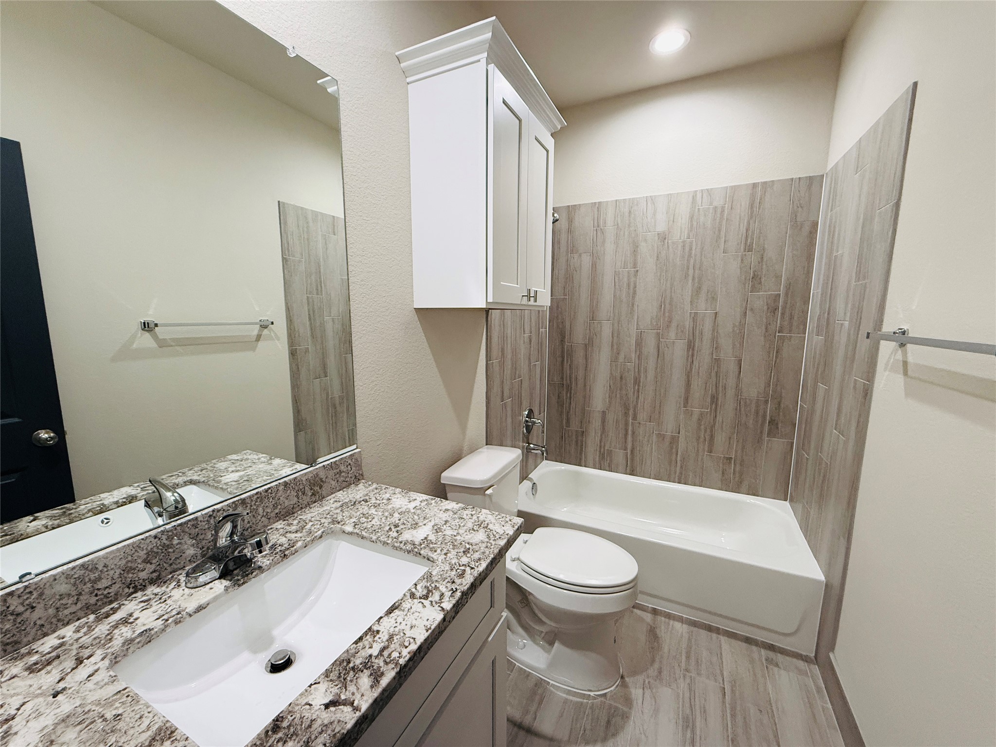 4802 Cruse Rd 1 Property Photo 16