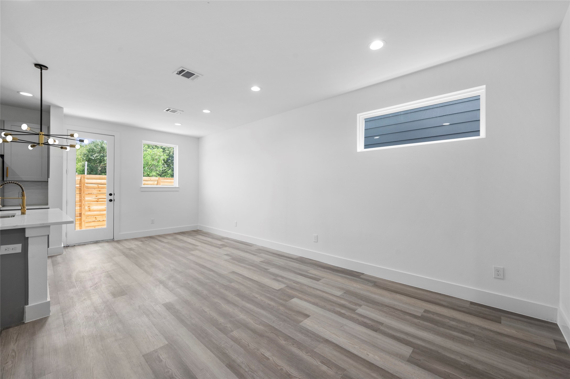 4610 Crown Grove Lane Property Photo 4