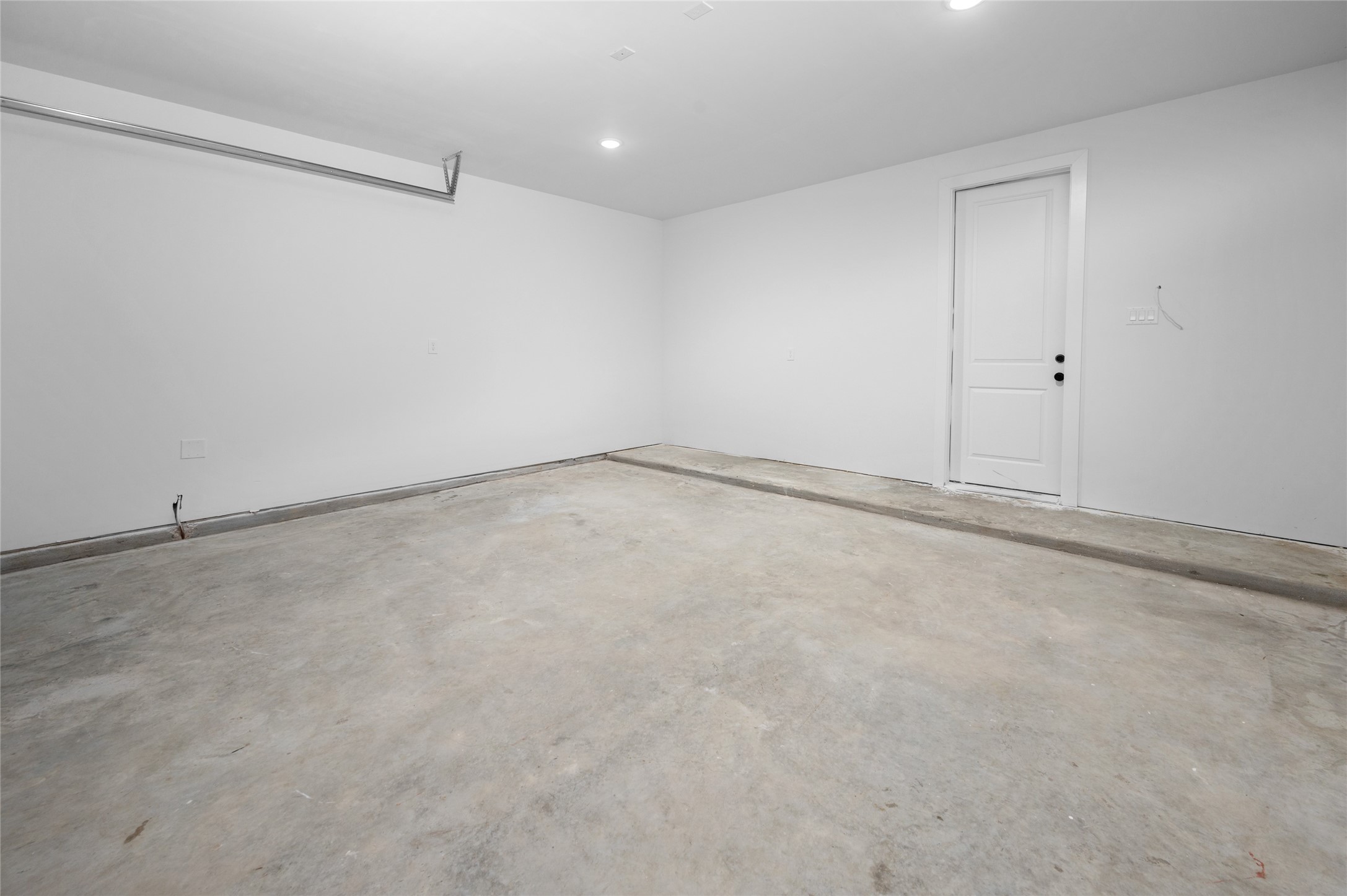 4610 Crown Grove Lane Property Photo 25