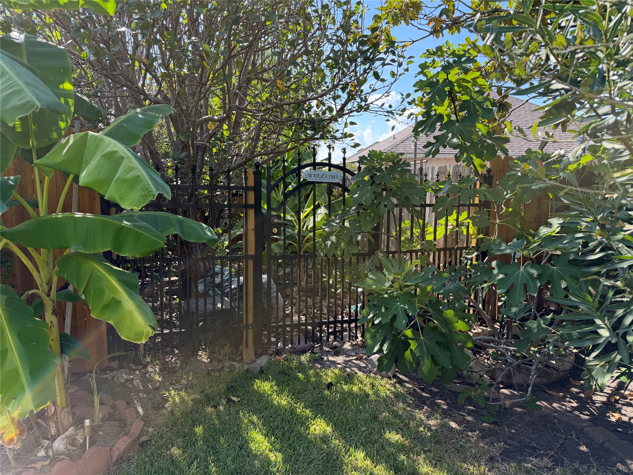 3902 Shadow Trace Circle Property Photo 8