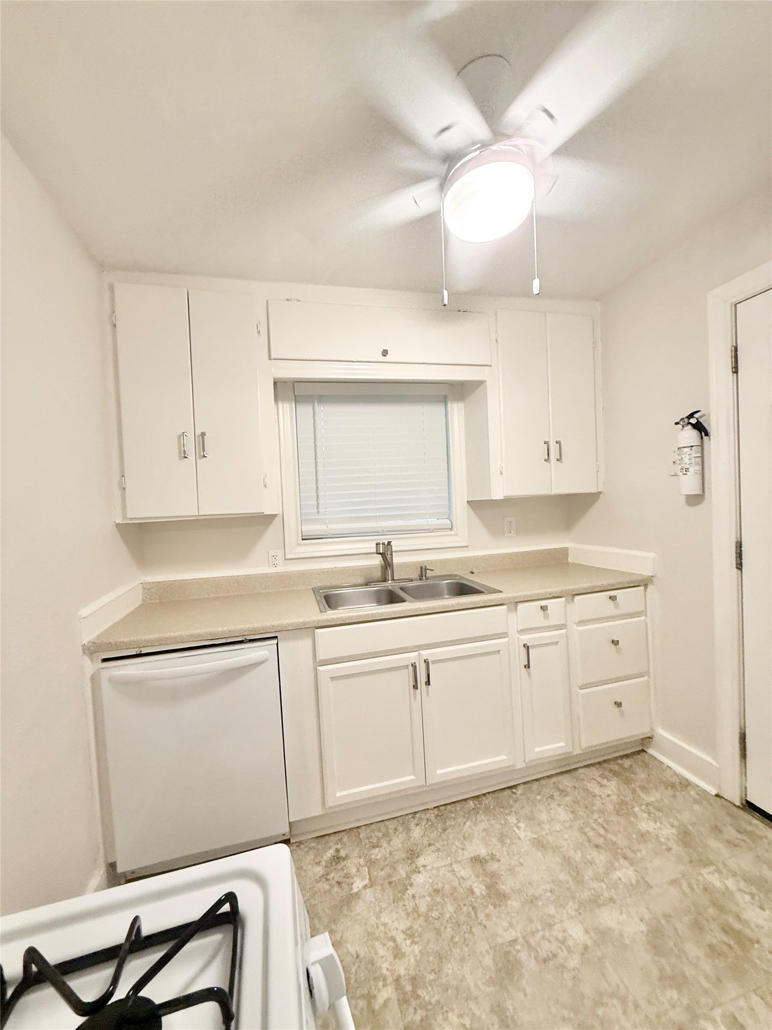 119 Oak Drive Property Photo 6