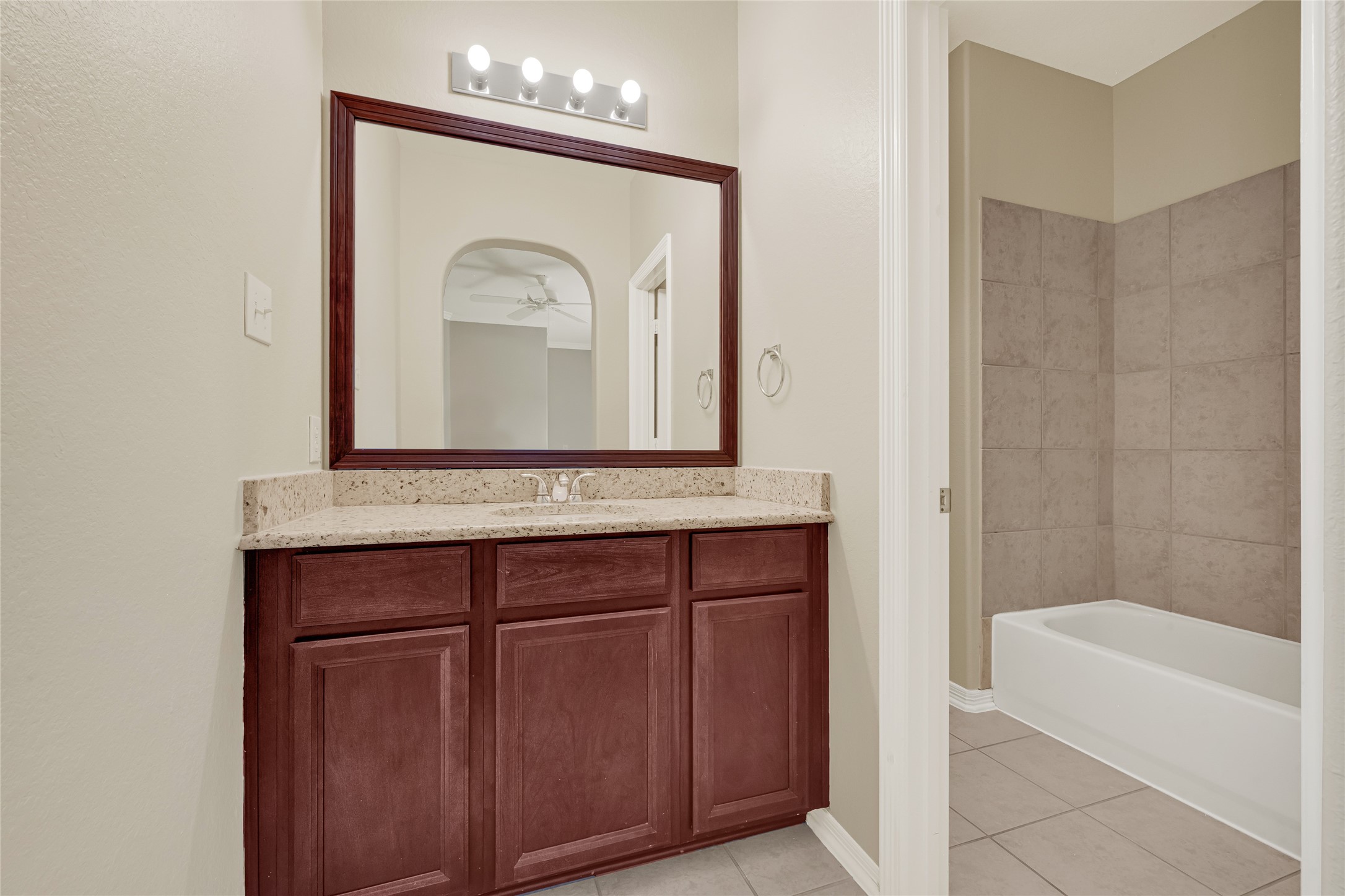 3906 Point Cuero Court Property Photo 31