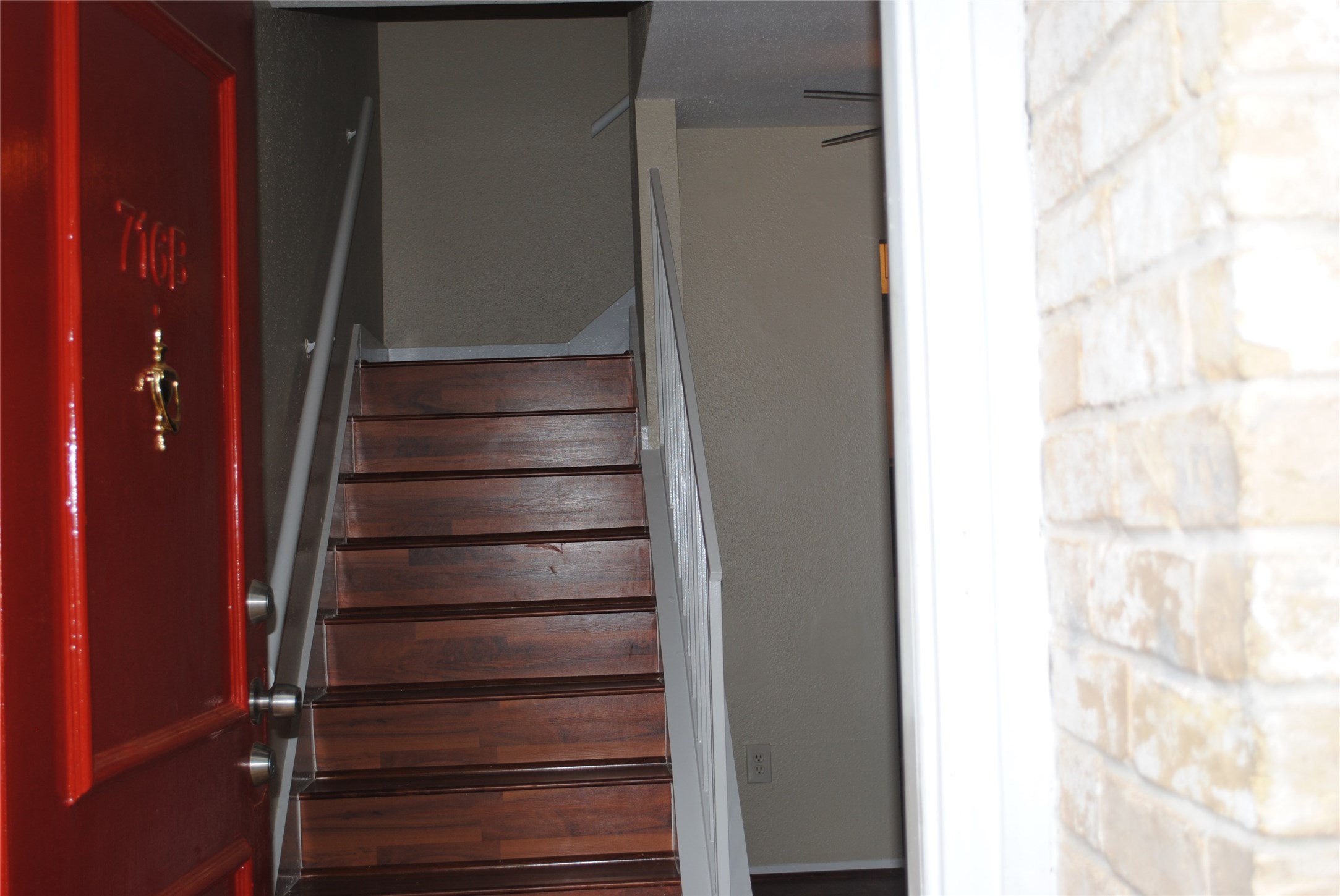 716 Memorial Mews Street B Property Photo 2