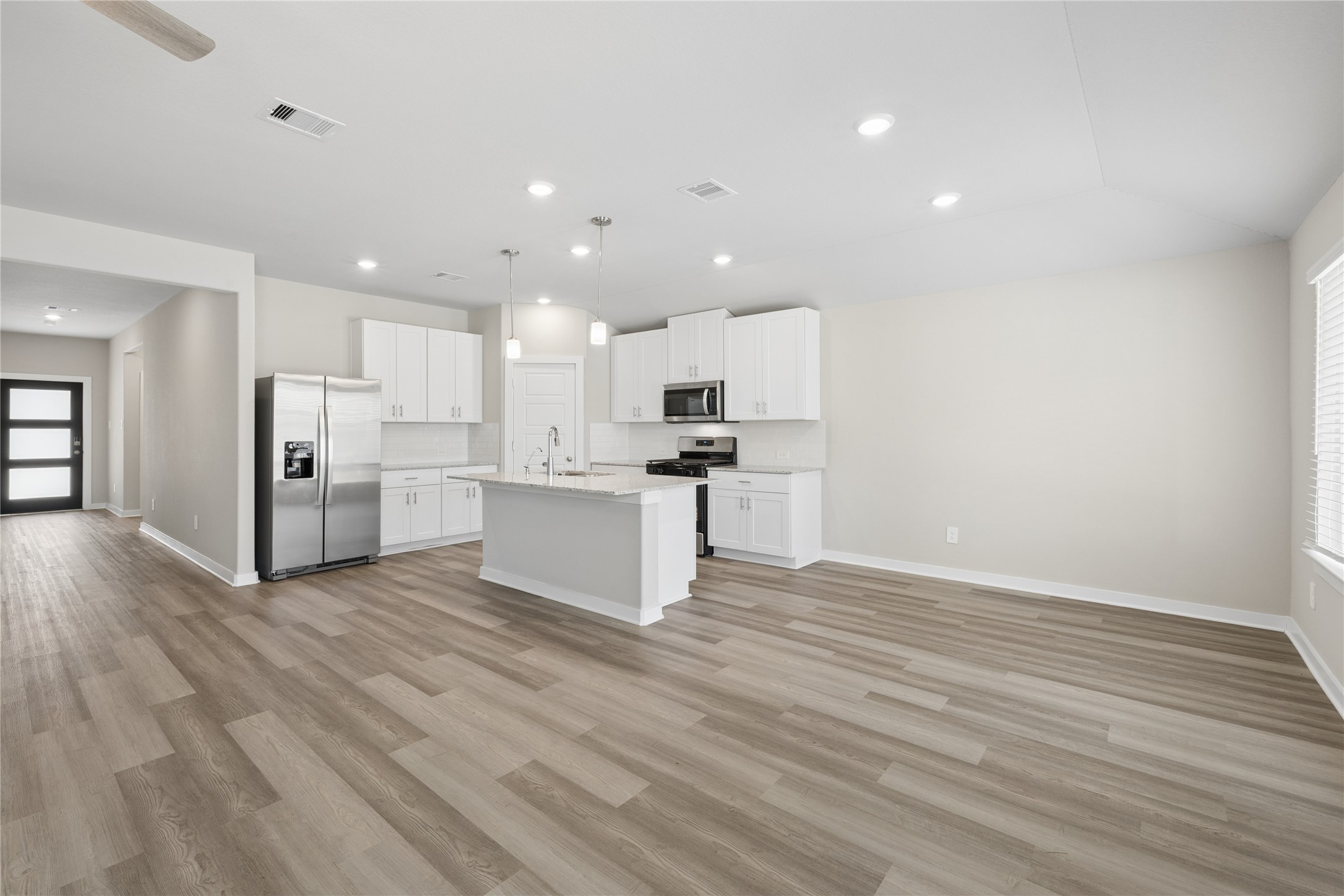 1484 Waggoner Ranch Trail Property Photo 4