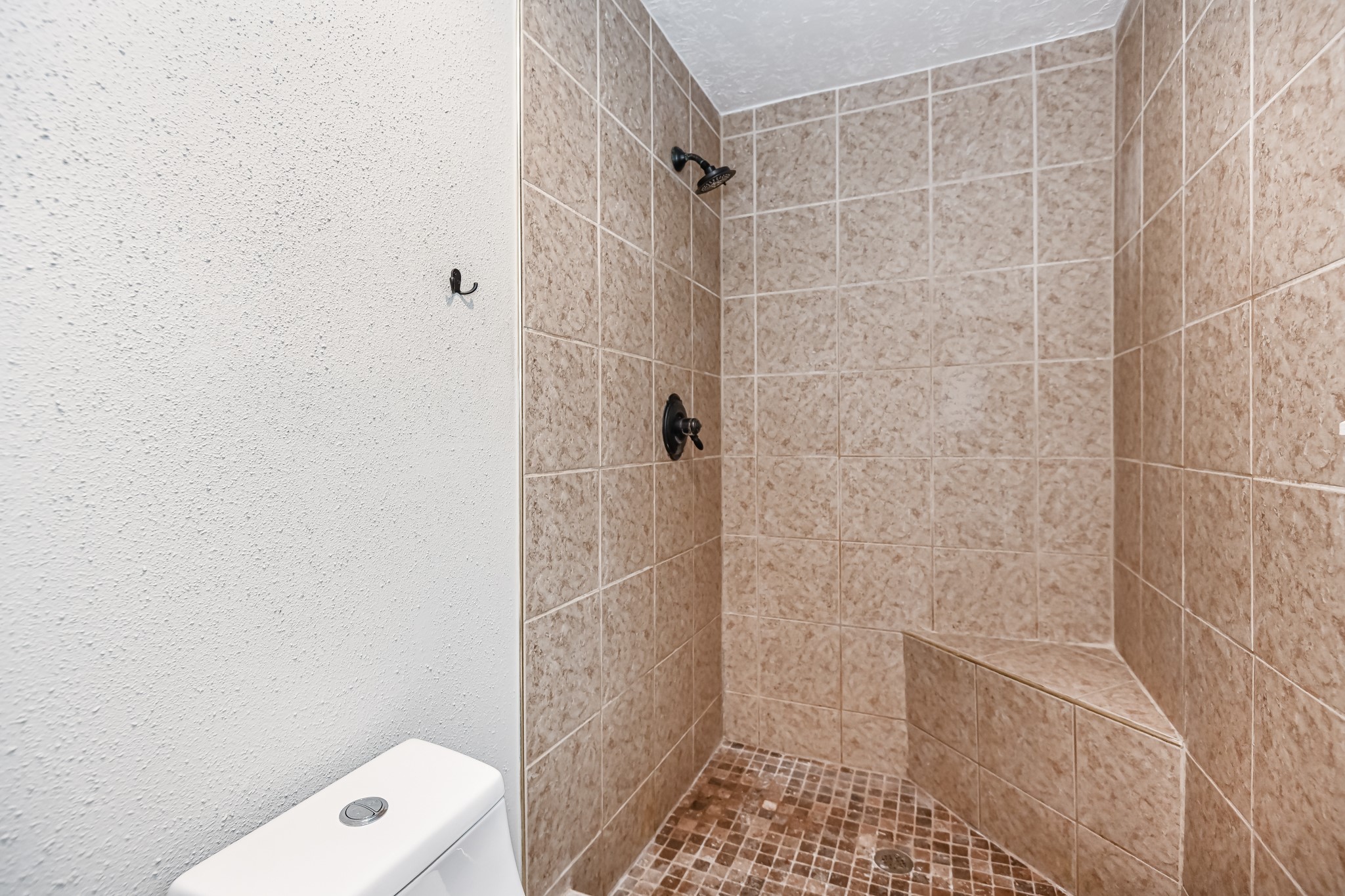 7923 Dawnridge Drive Property Photo 9