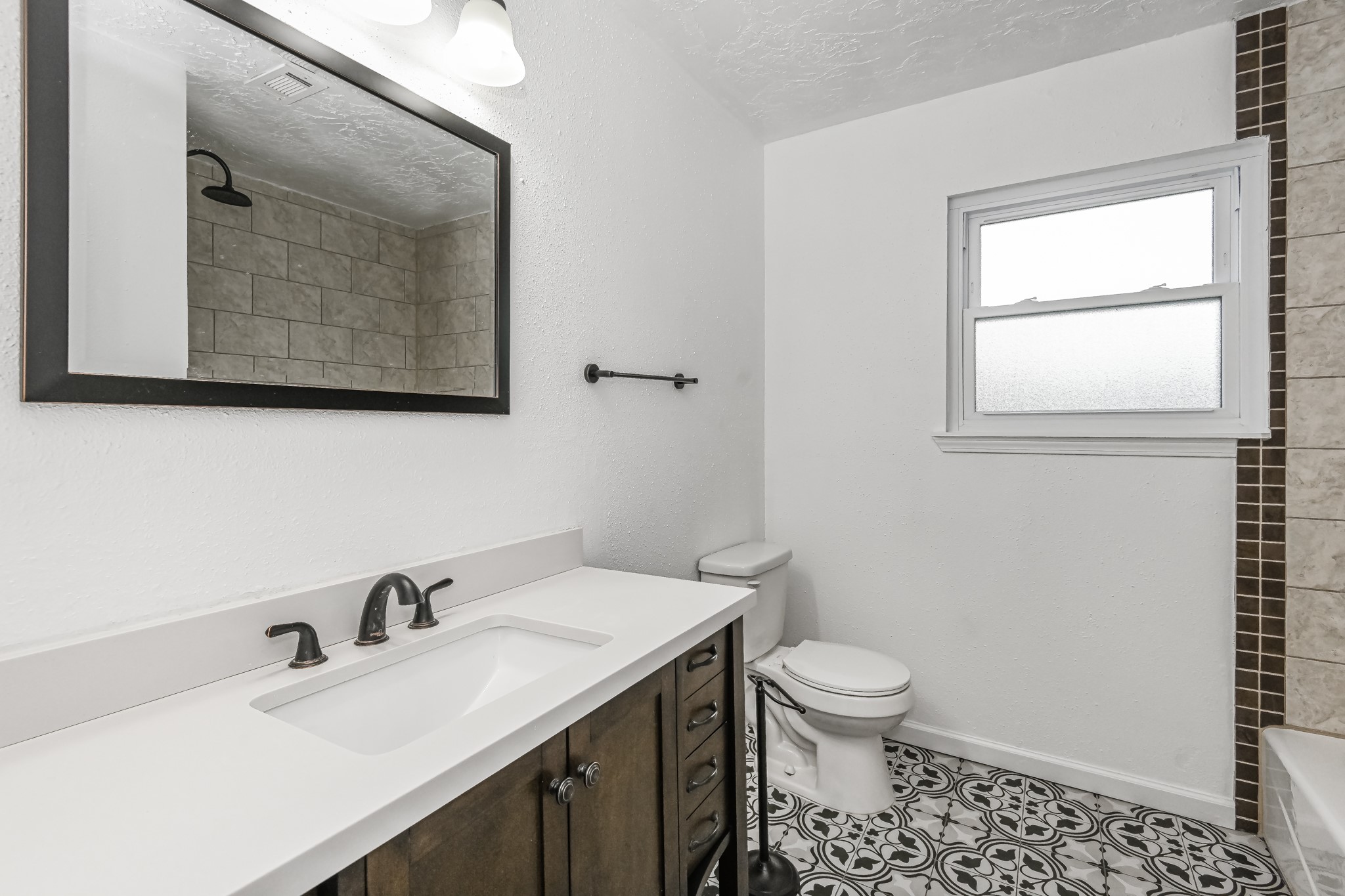 7923 Dawnridge Drive Property Photo 13