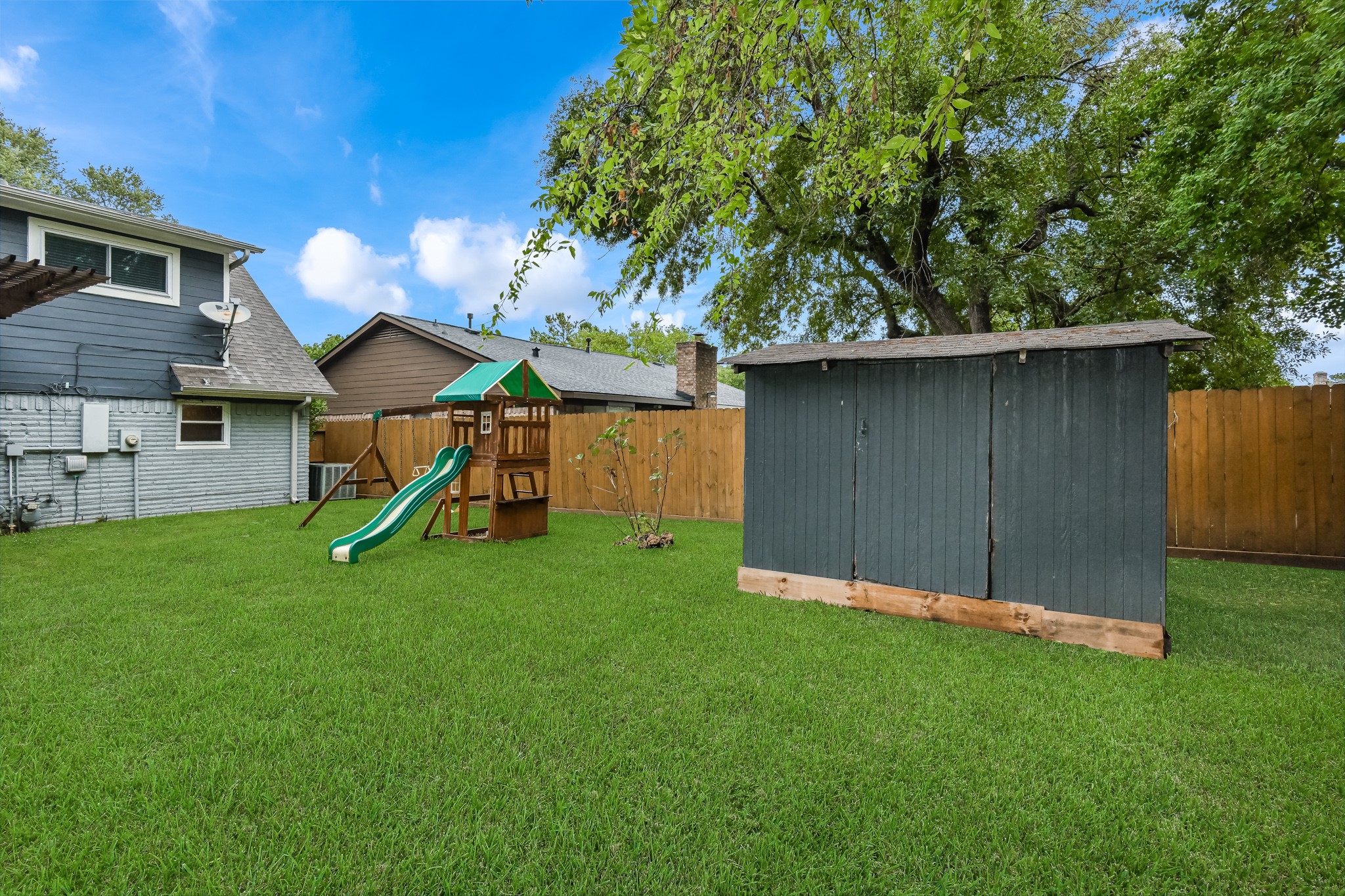 7923 Dawnridge Drive Property Photo 16