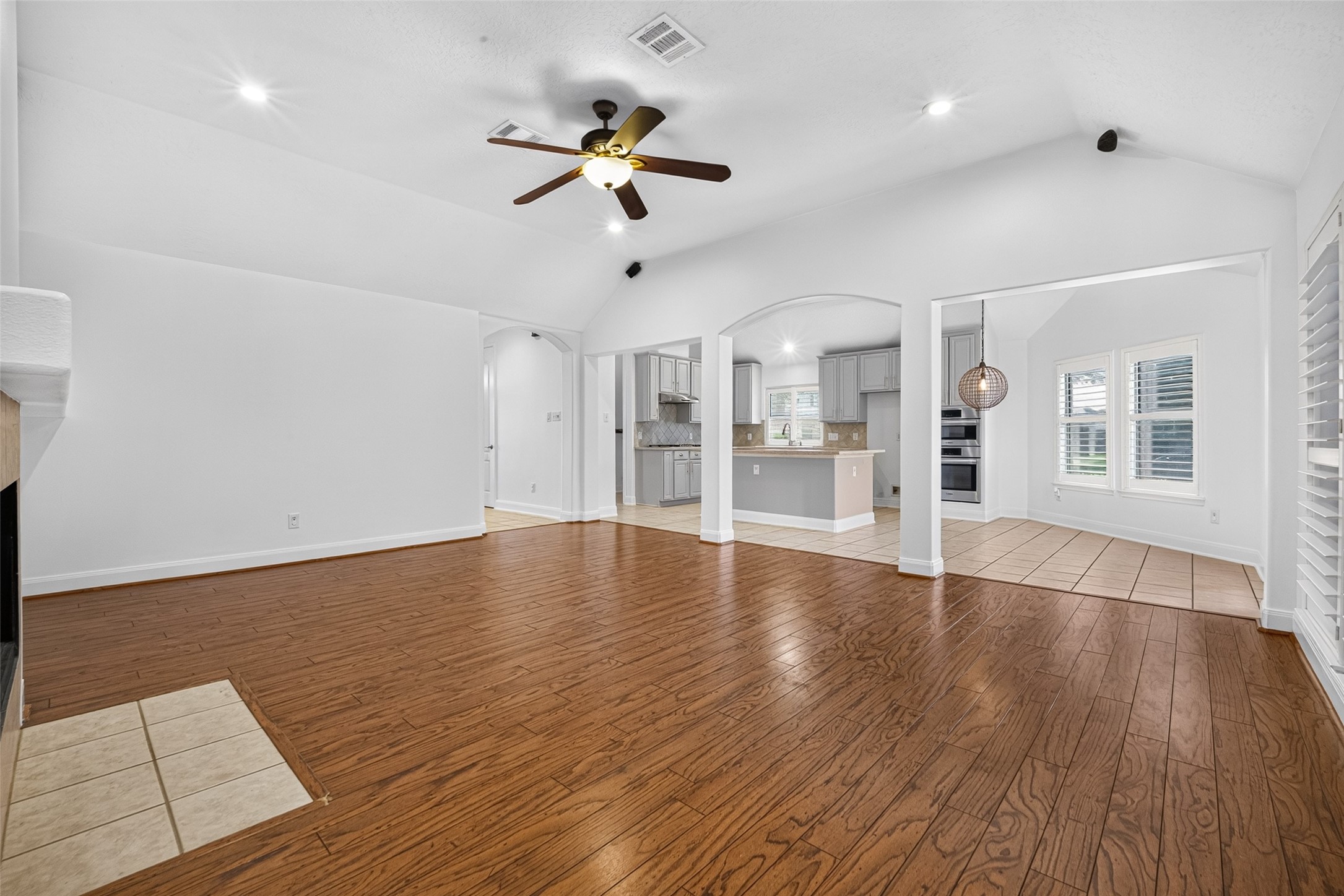 2908 Misty Wind Court Property Photo 12