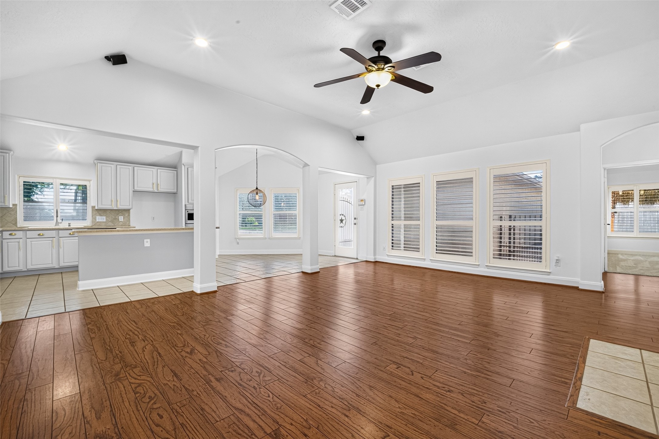 2908 Misty Wind Court Property Photo 13