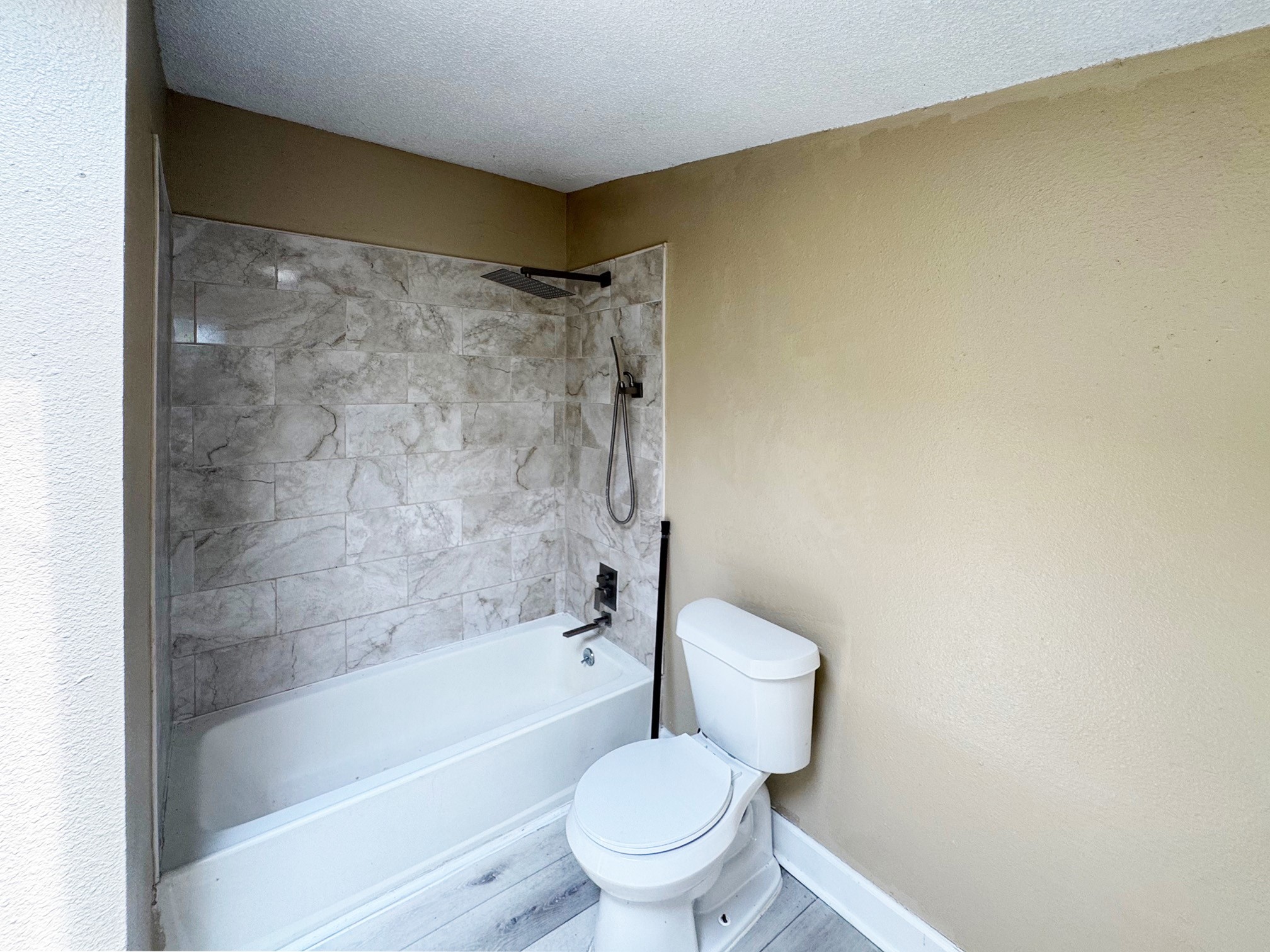 3621 Winnie Street Property Photo 10