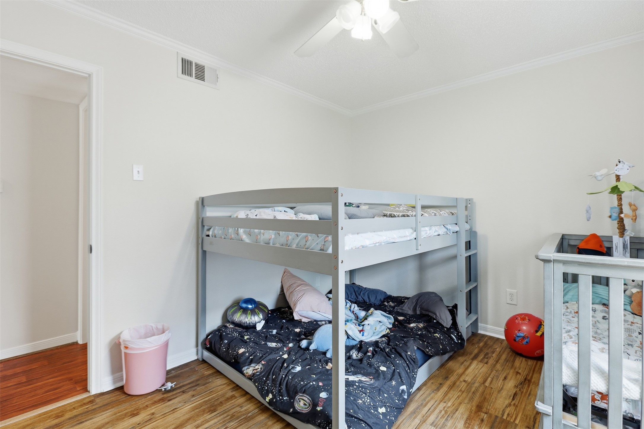 3131 Southwest Freeway B21 Property Photo 17
