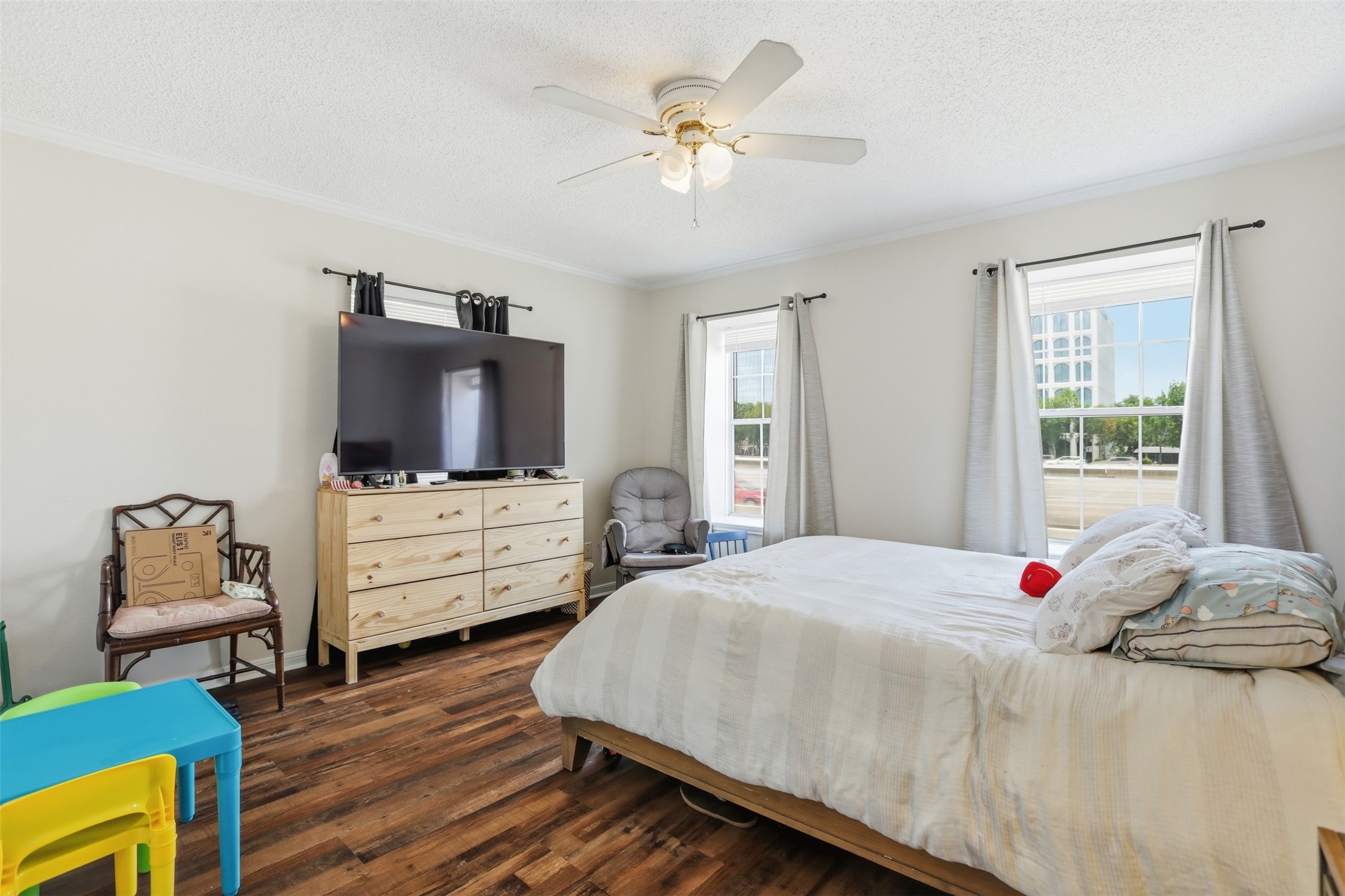 3131 Southwest Freeway B21 Property Photo 18