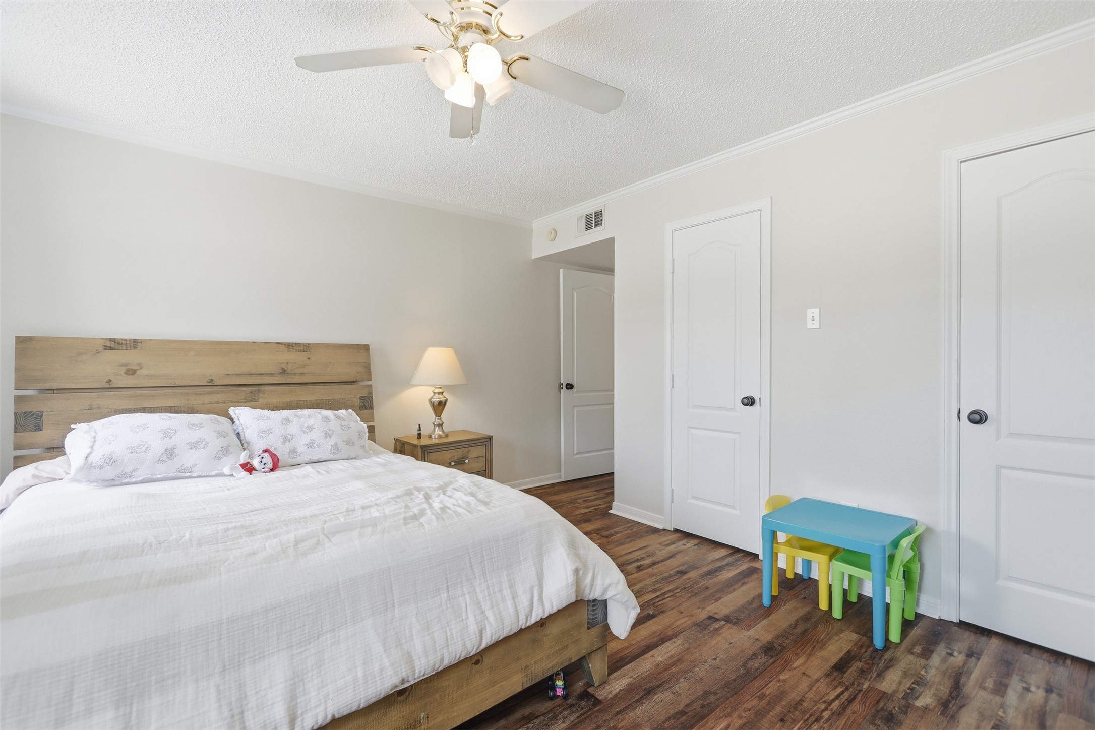 3131 Southwest Freeway B21 Property Photo 19