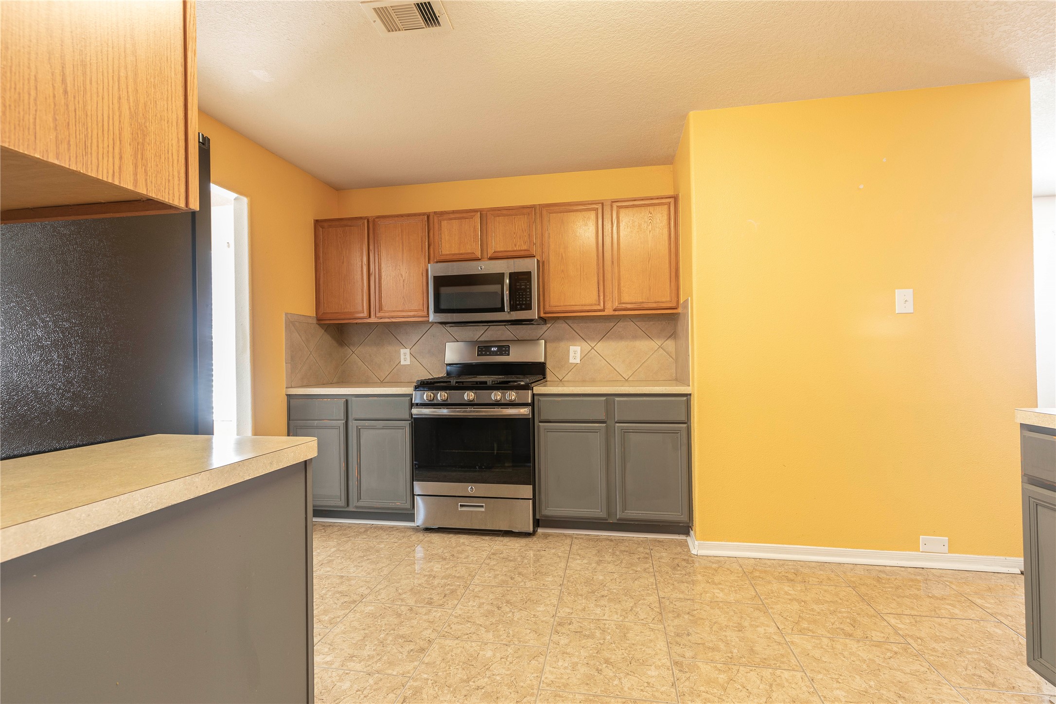 5027 Lamppost Hill Court Property Photo 10