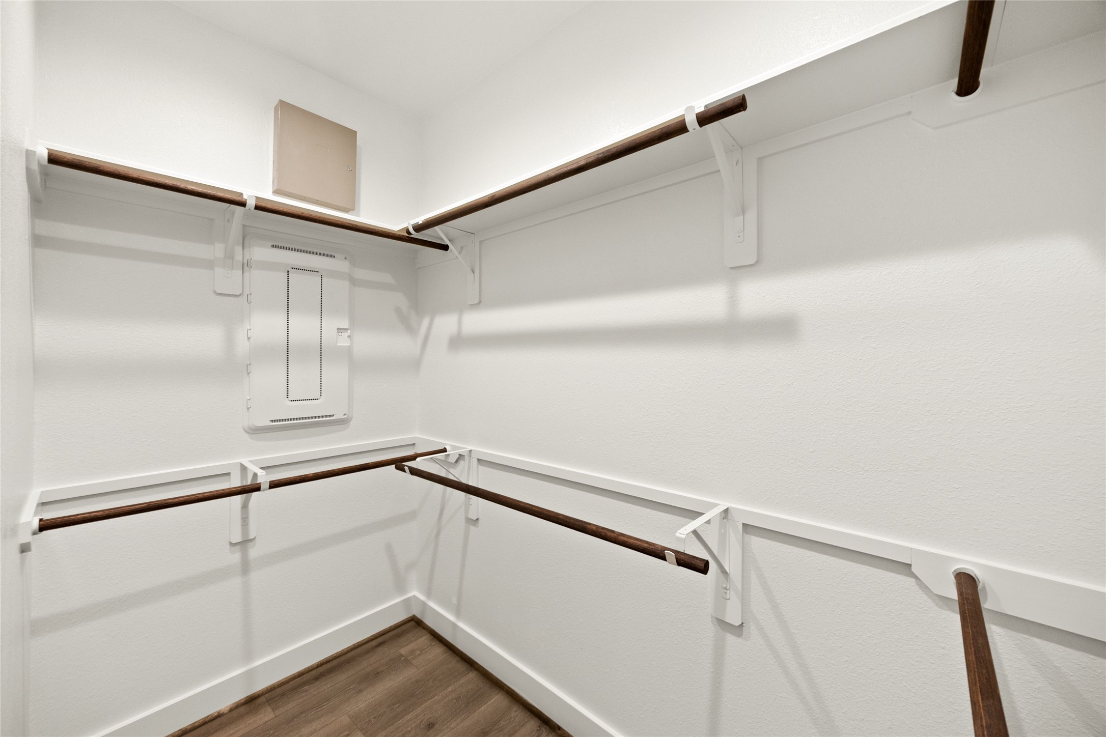 2711 Solbrook Lane Property Photo 17