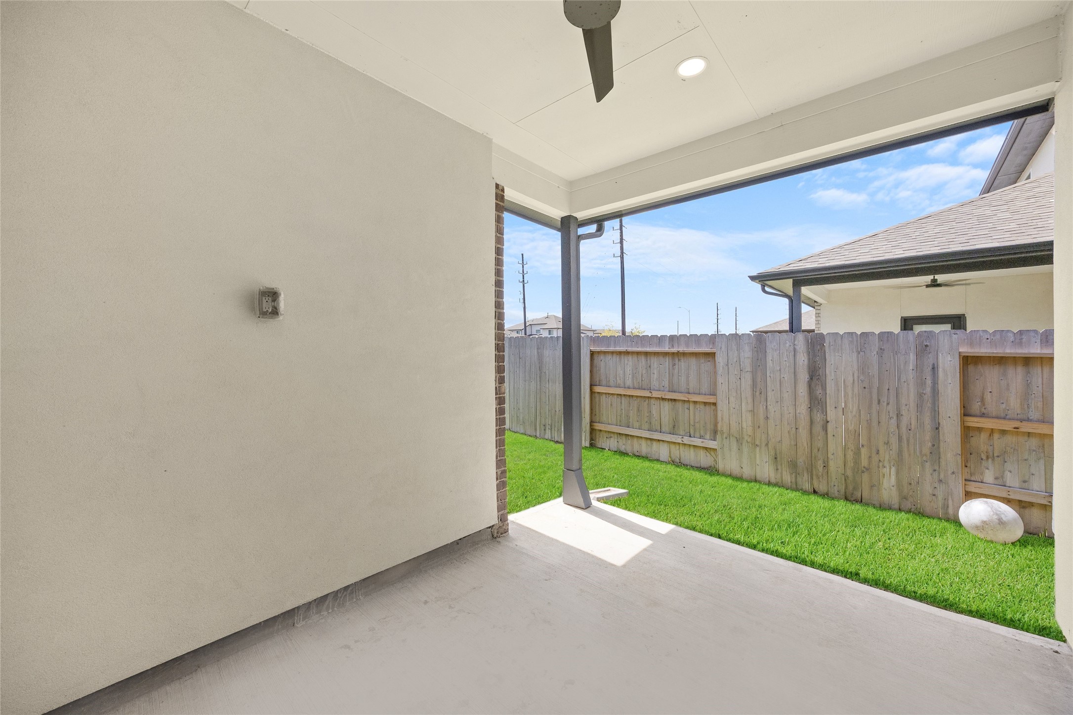 2711 Solbrook Lane Property Photo 23