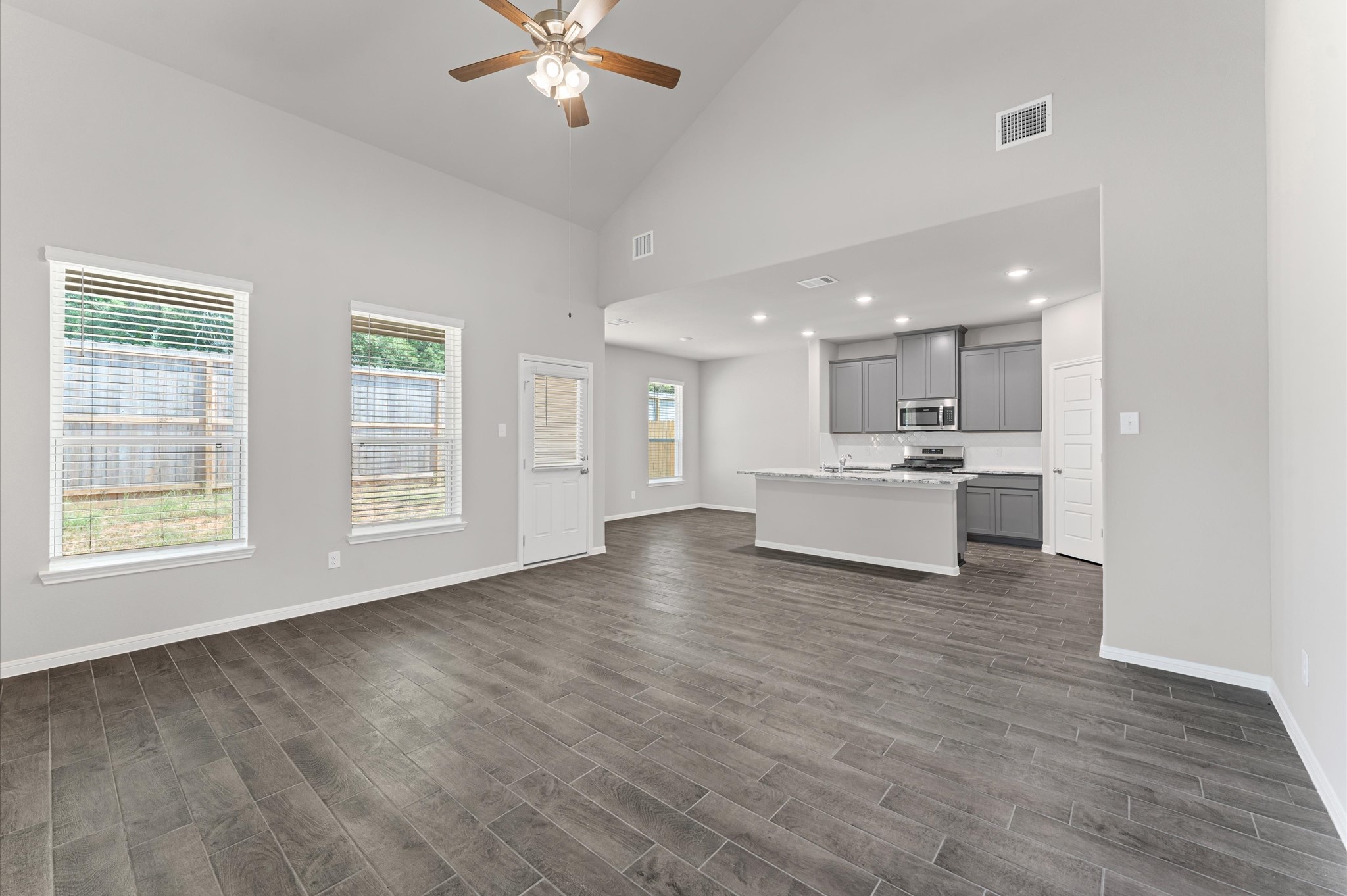 22906 Ephesus Avenue Property Photo 12