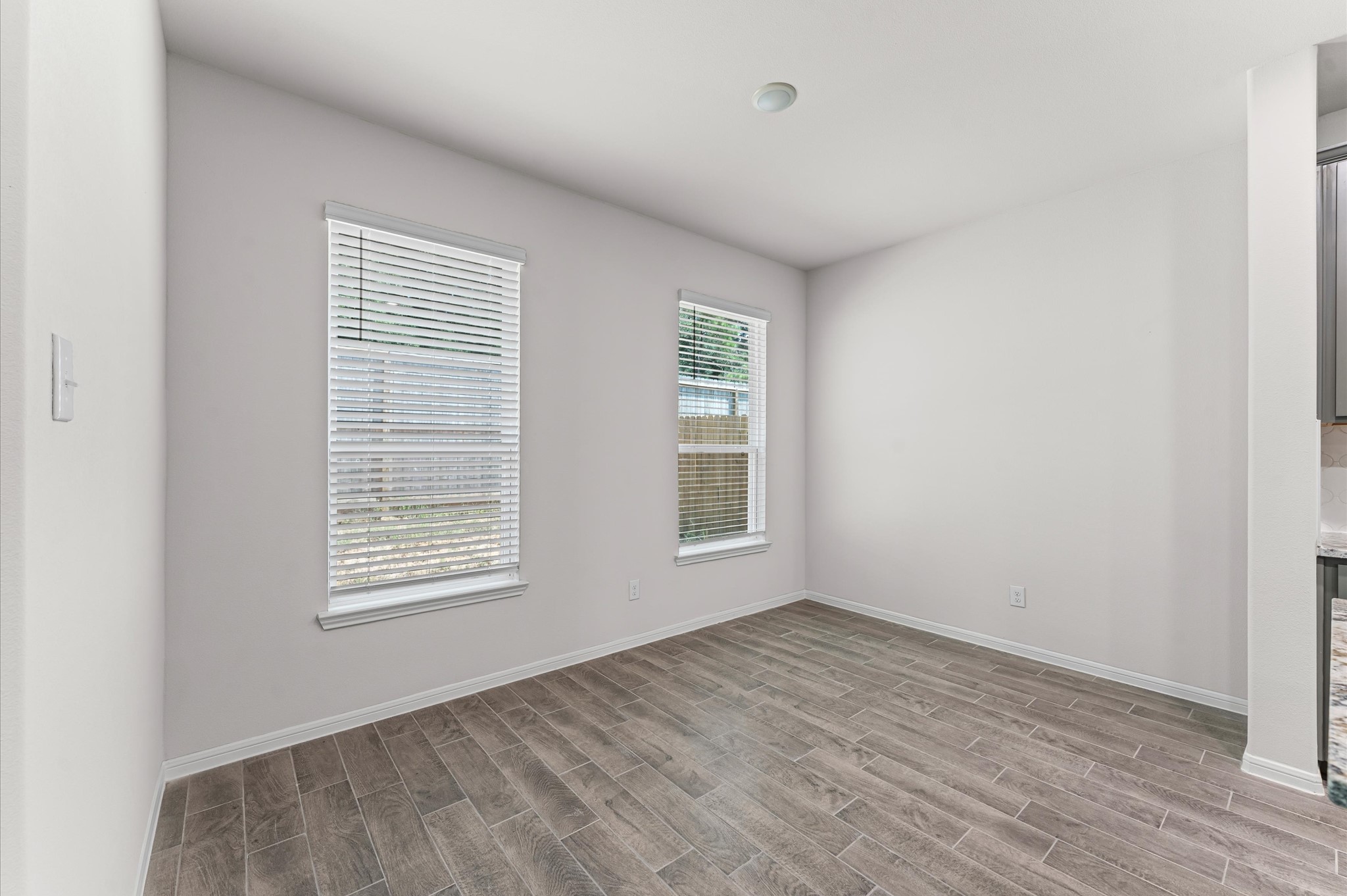 22906 Ephesus Avenue Property Photo 26