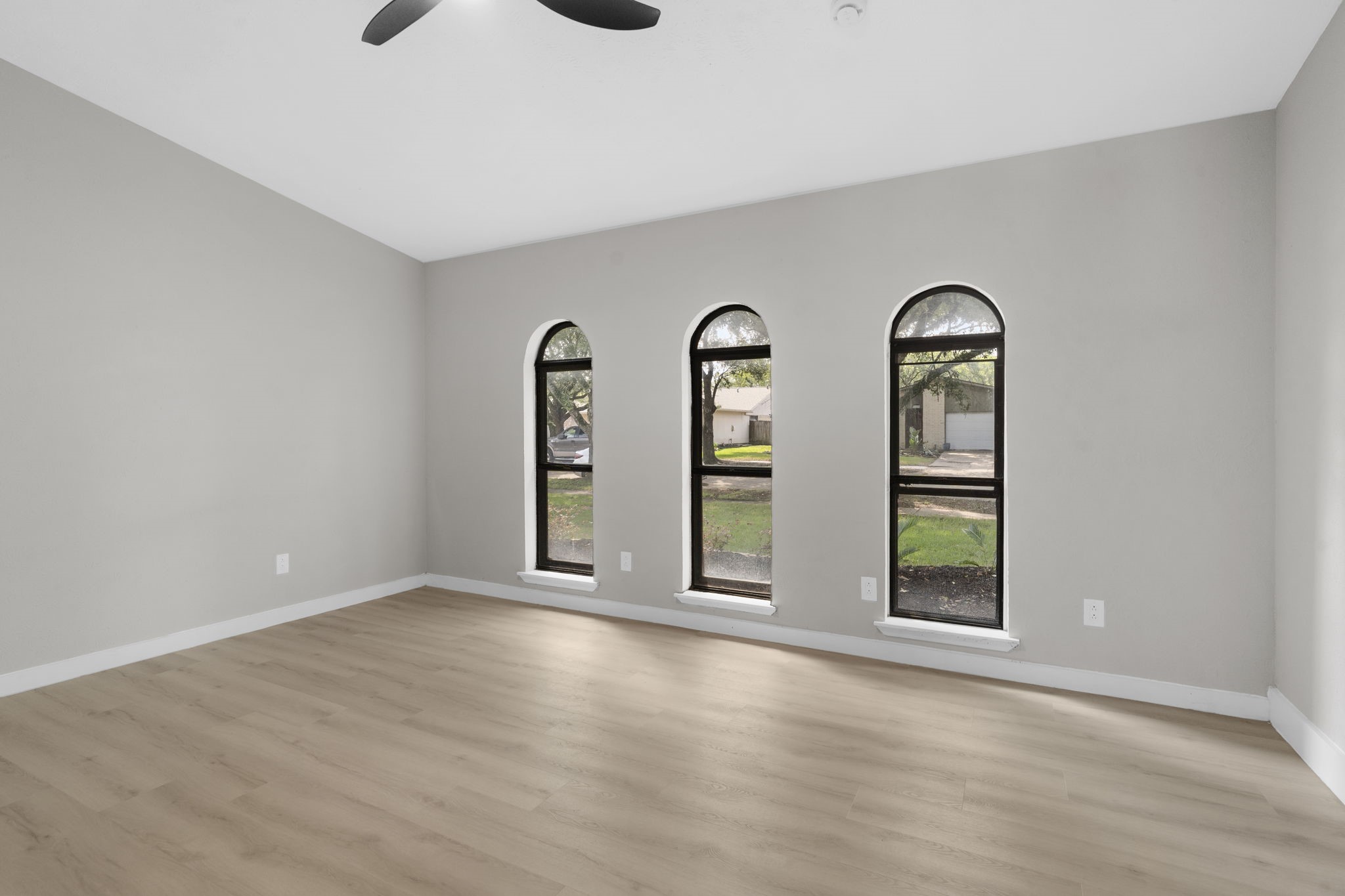 3902 Marywood Drive Property Photo 6