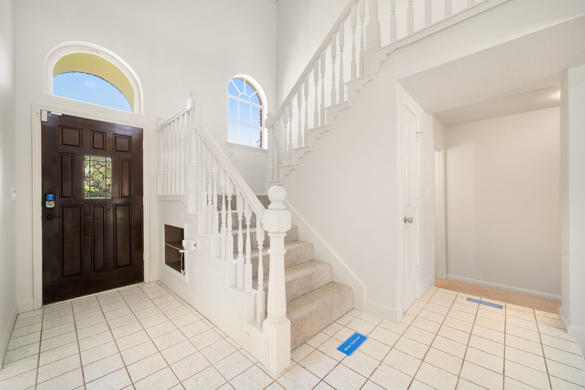 16439 Hidden Gate Court Property Photo 4